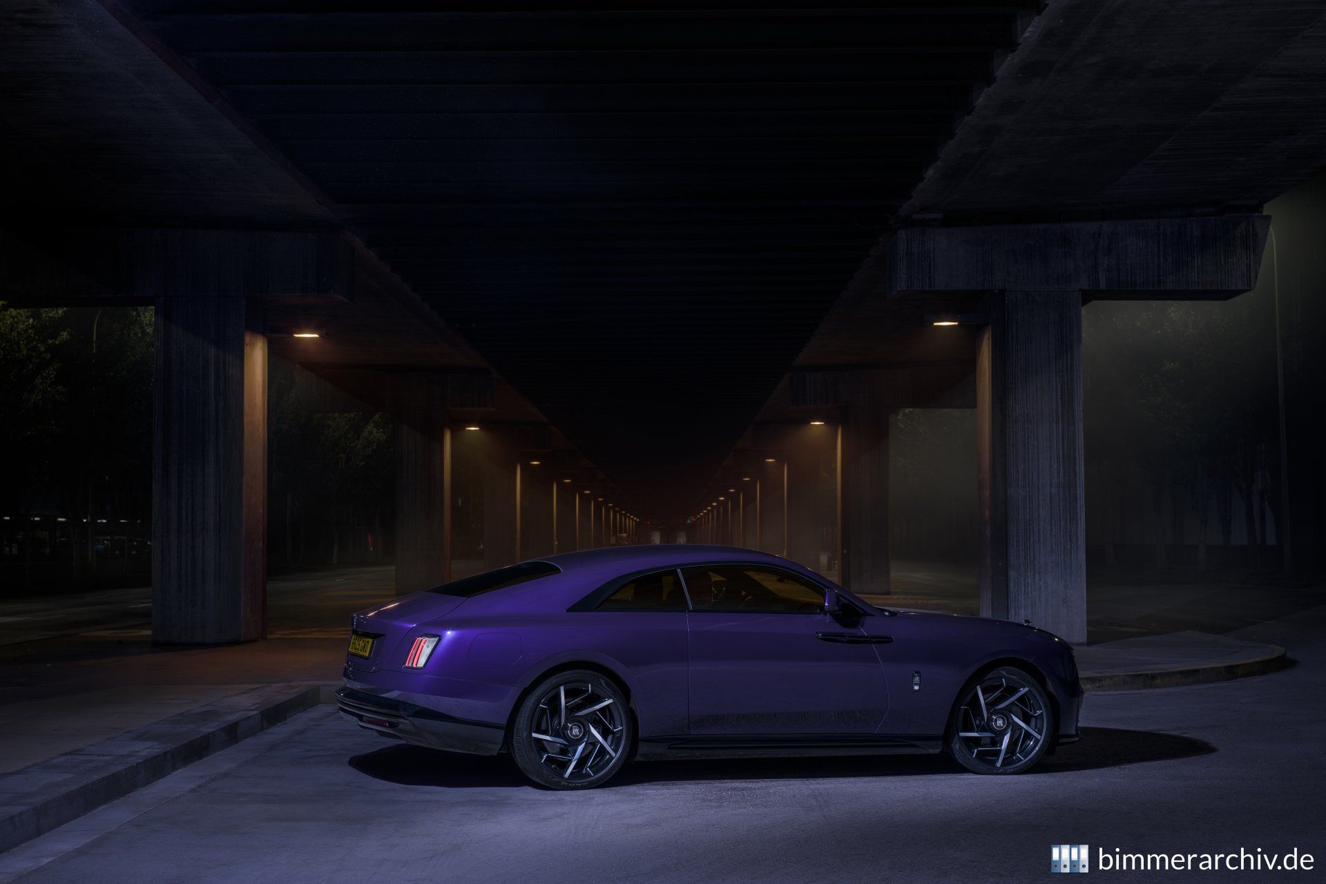 Rolls-Royce Black Badge Spectre