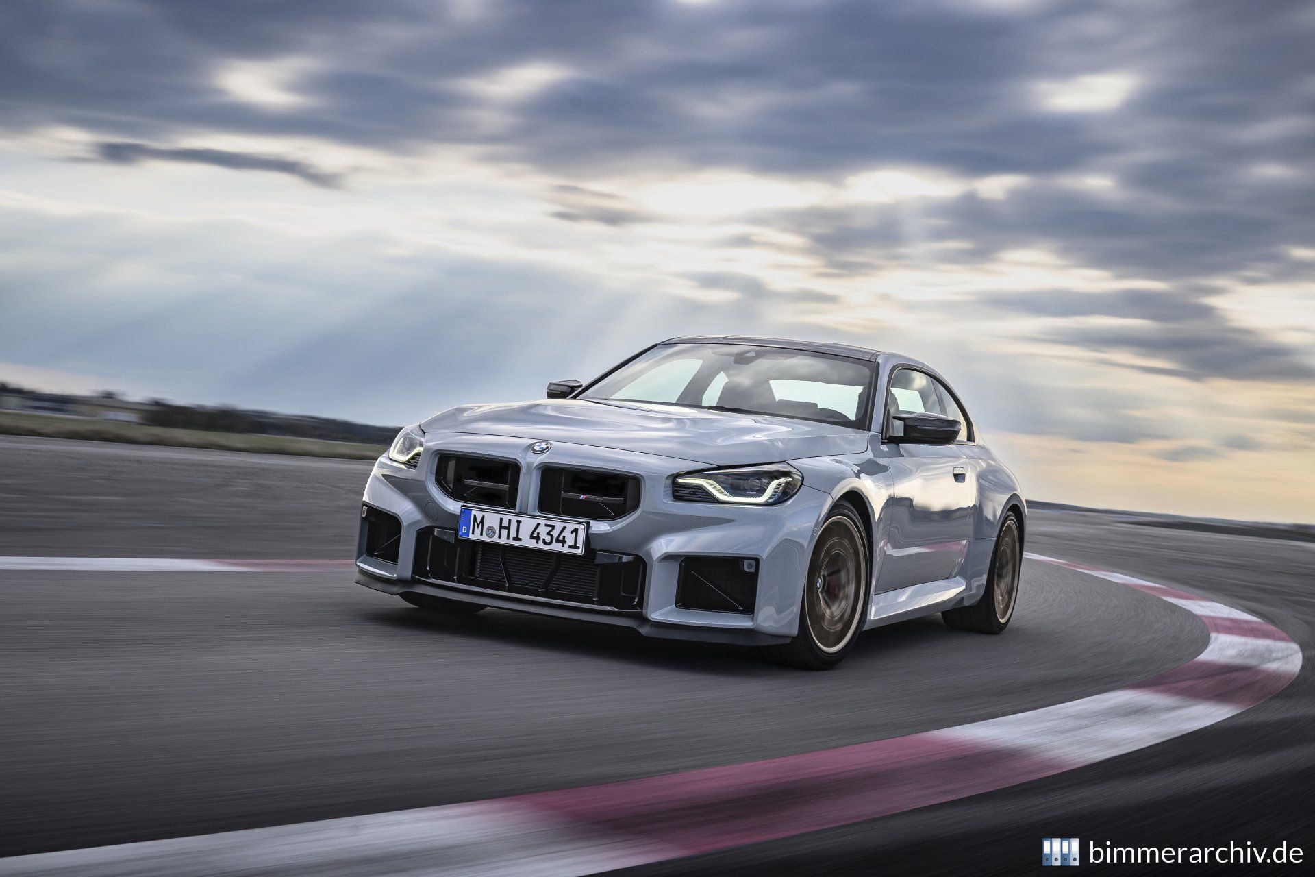 BMW M2 CS