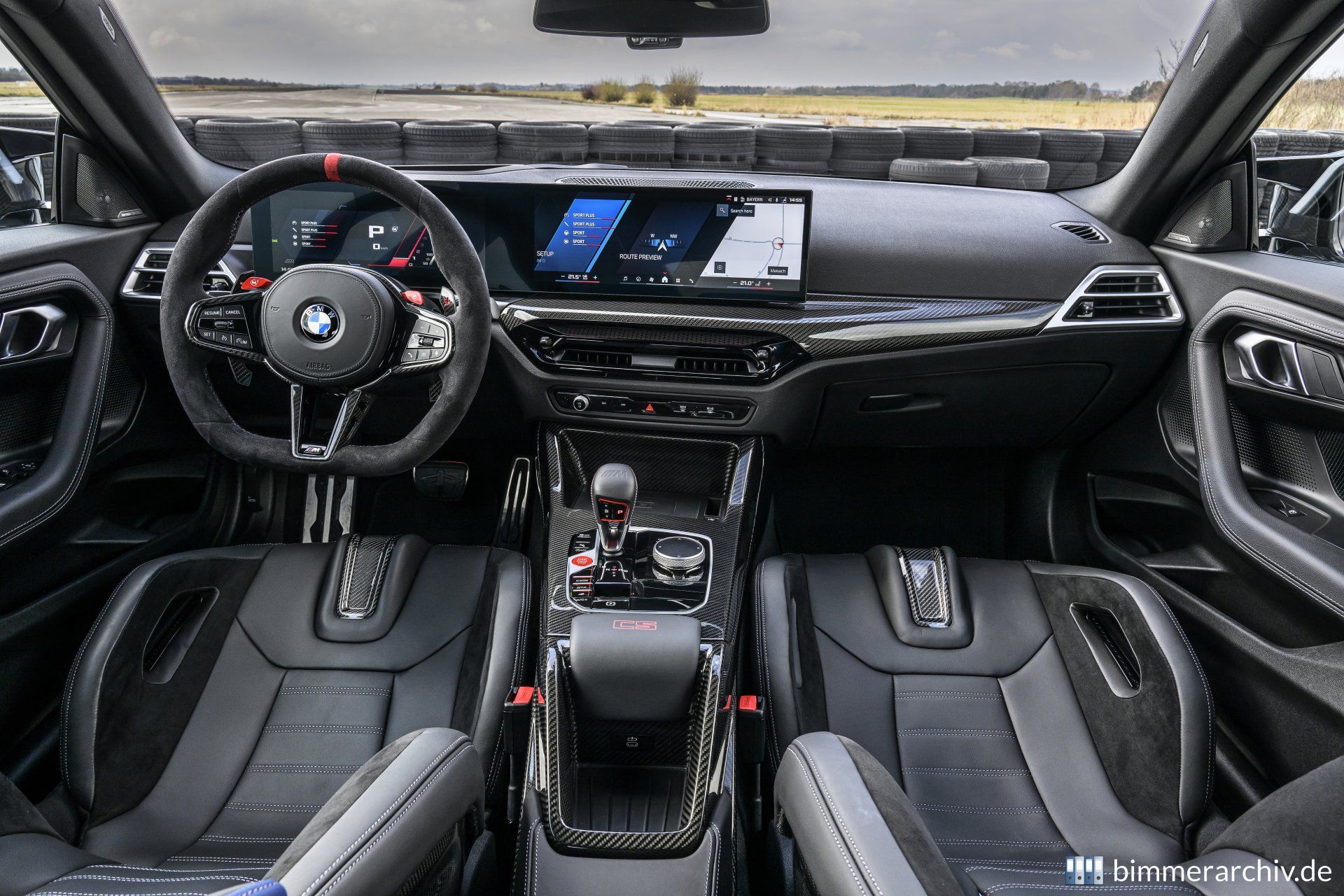 BMW M2 CS