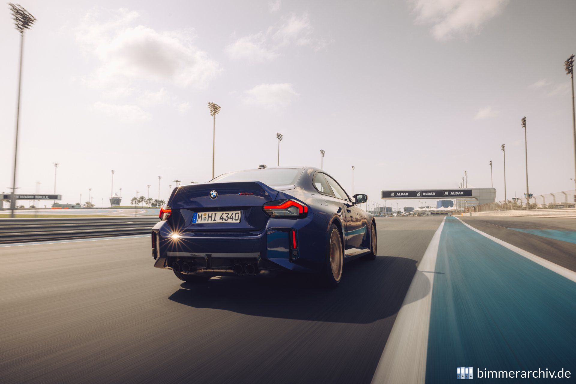 BMW M2 CS