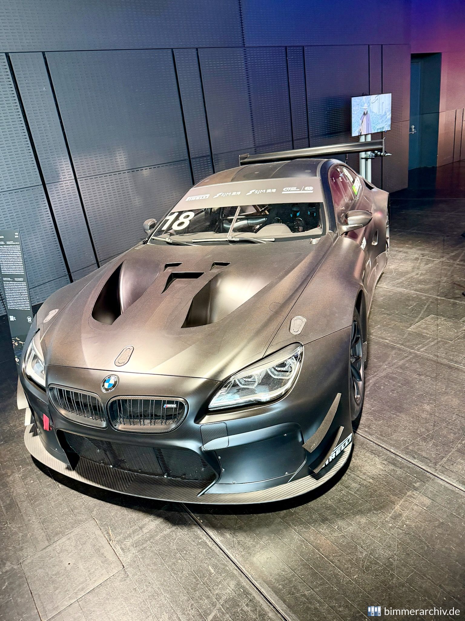 18. Cao Fei / BMW M6 GT3 / 2017