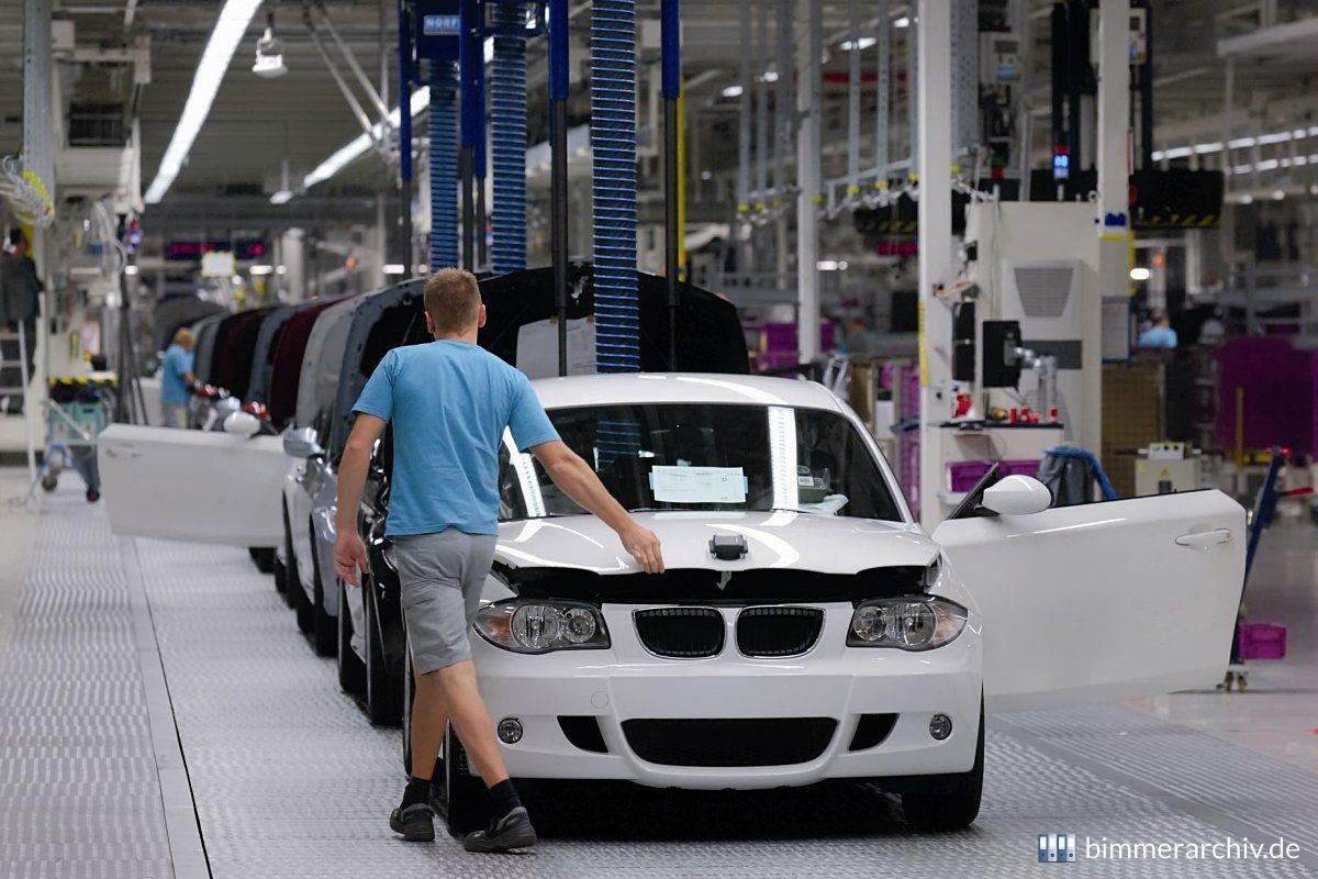 BMW Werk Leipzig - BMW 1er Coupé - Montagefinish