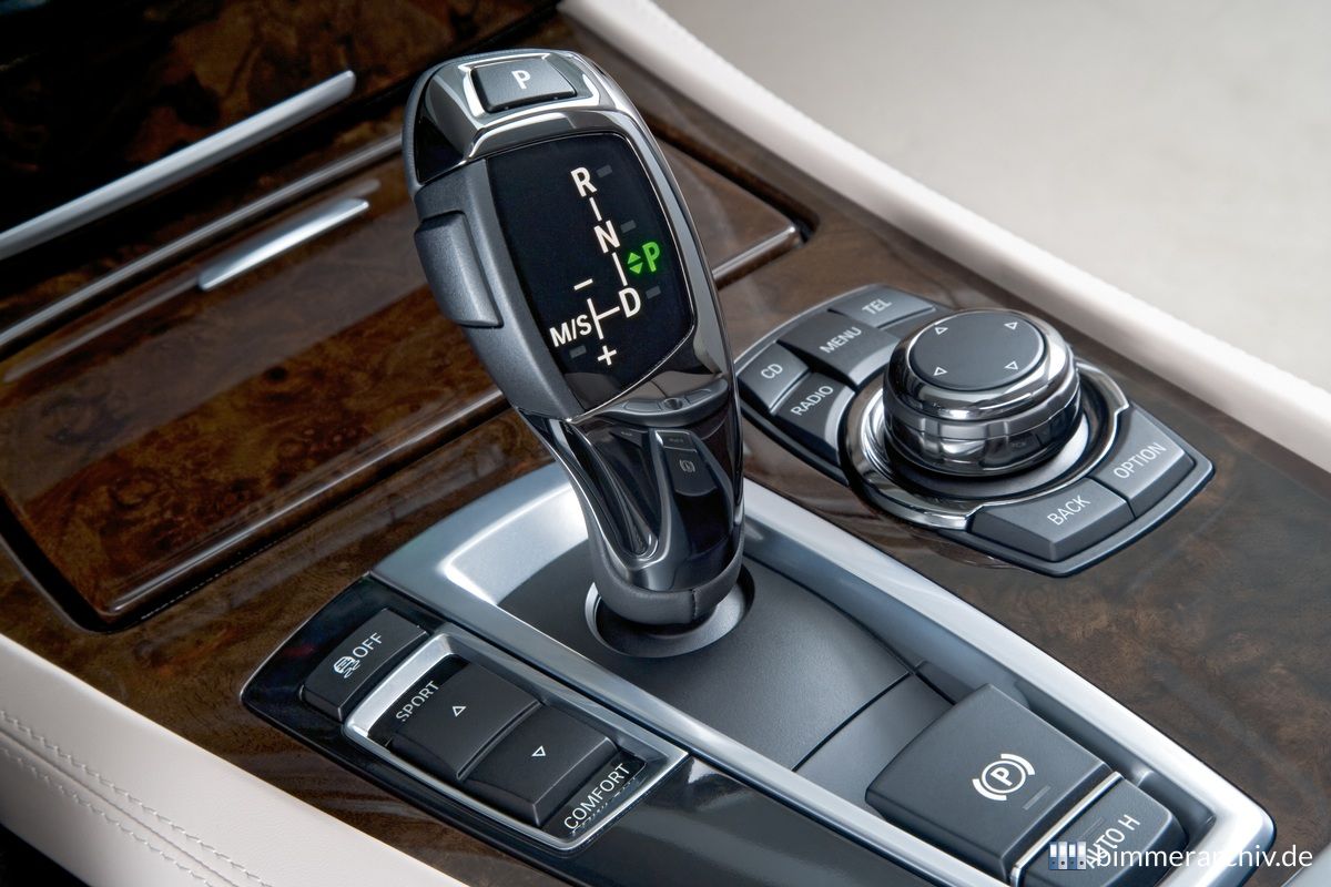 BMW 7er 12-Zylinder, Interieur, Keramikapplikationen