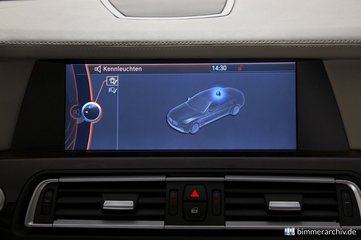 BMW 7er High Security - Control Display