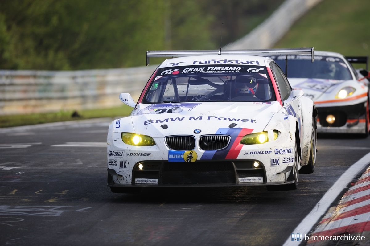 Team BMW Motorsport - BMW M3 GT2 - No 26