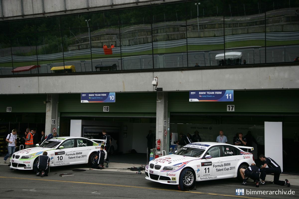 BMW Team RBM