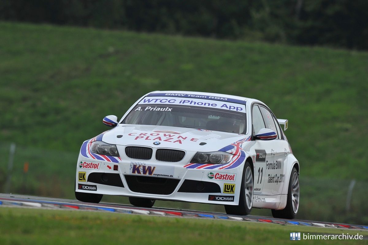 Andy Priaulx - BMW Team RBM - BMW 320si