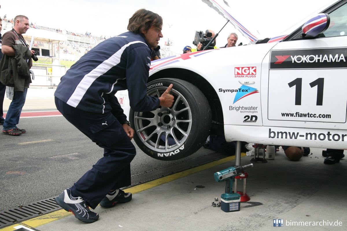 Andy Priaulx - Vorbereitung 2. Rennen