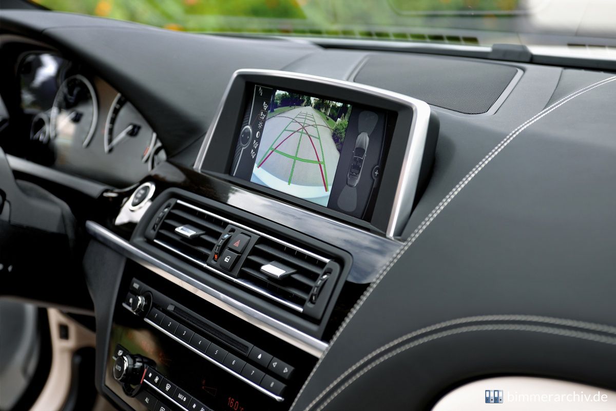 BMW 650i Cabrio - Control Display im Flatscreen-Design