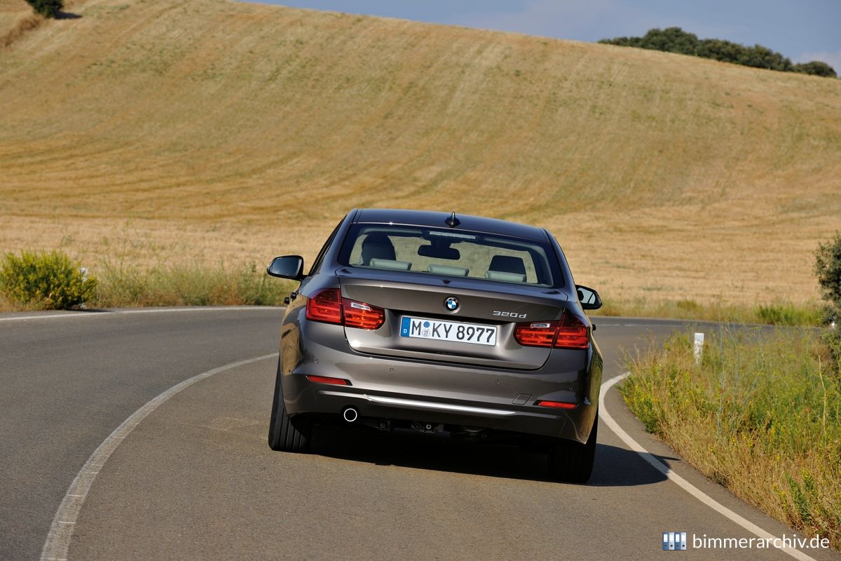 BMW 320d Limousine Modern Line