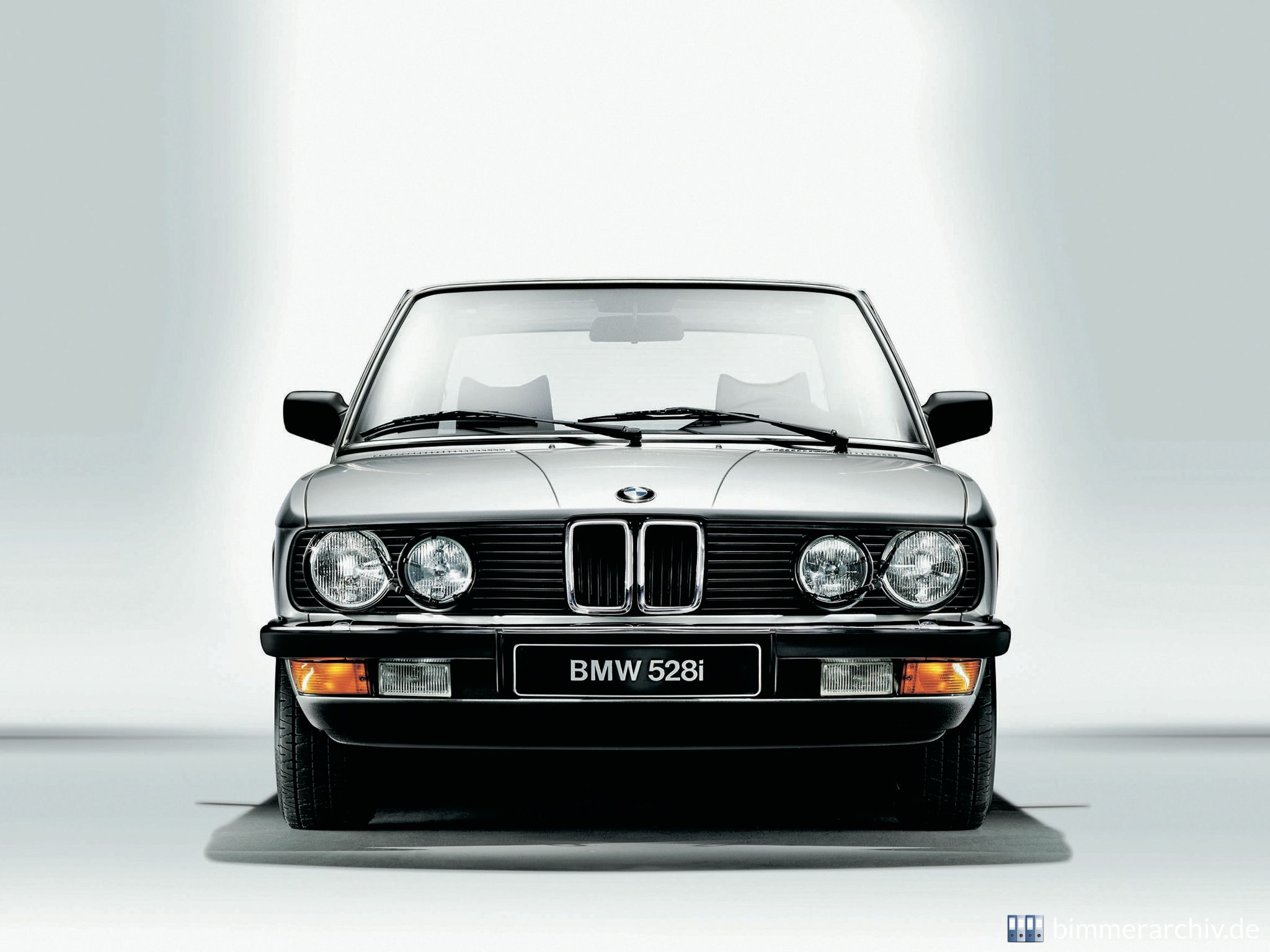 BMW 528i