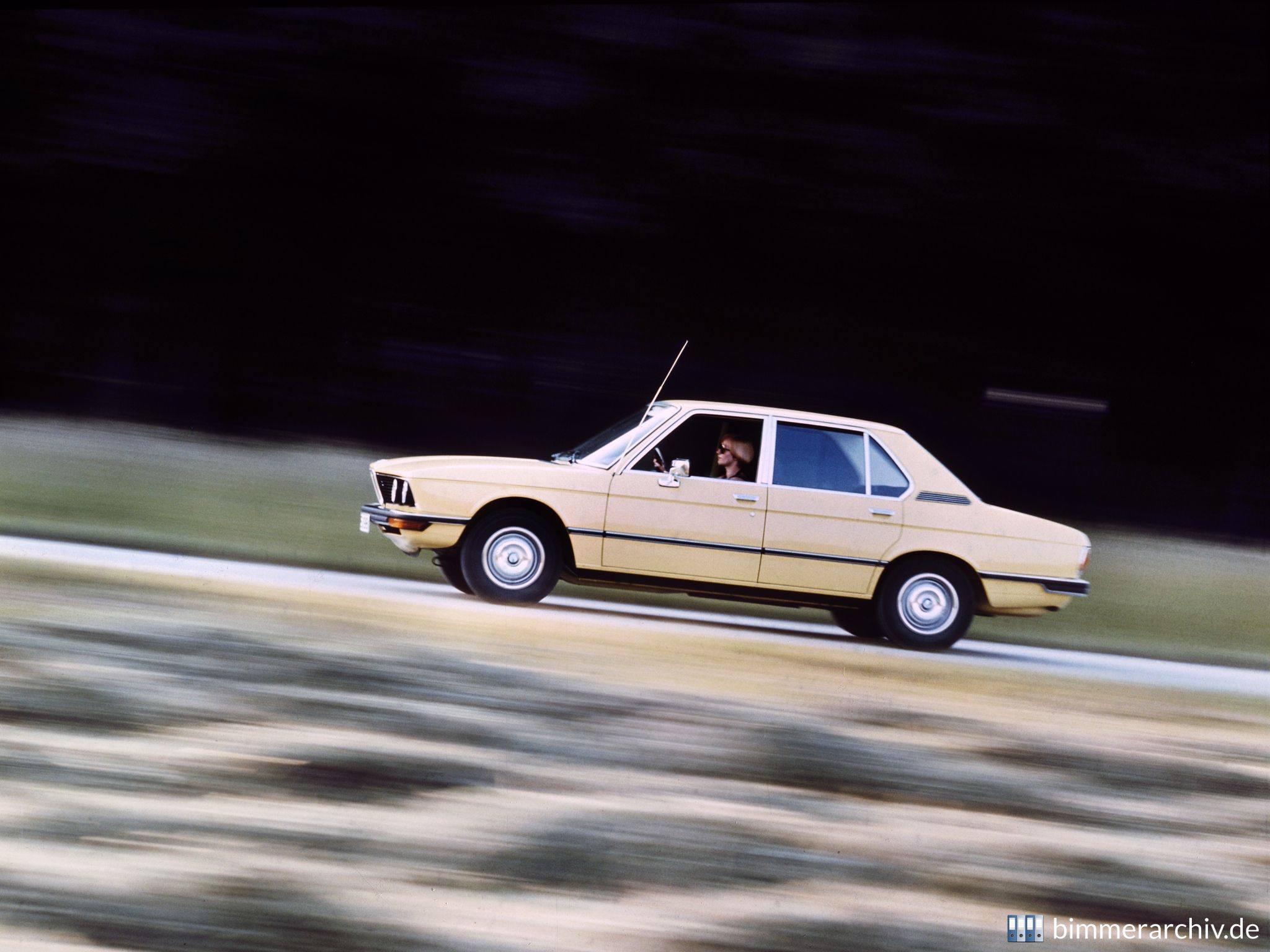 BMW 525