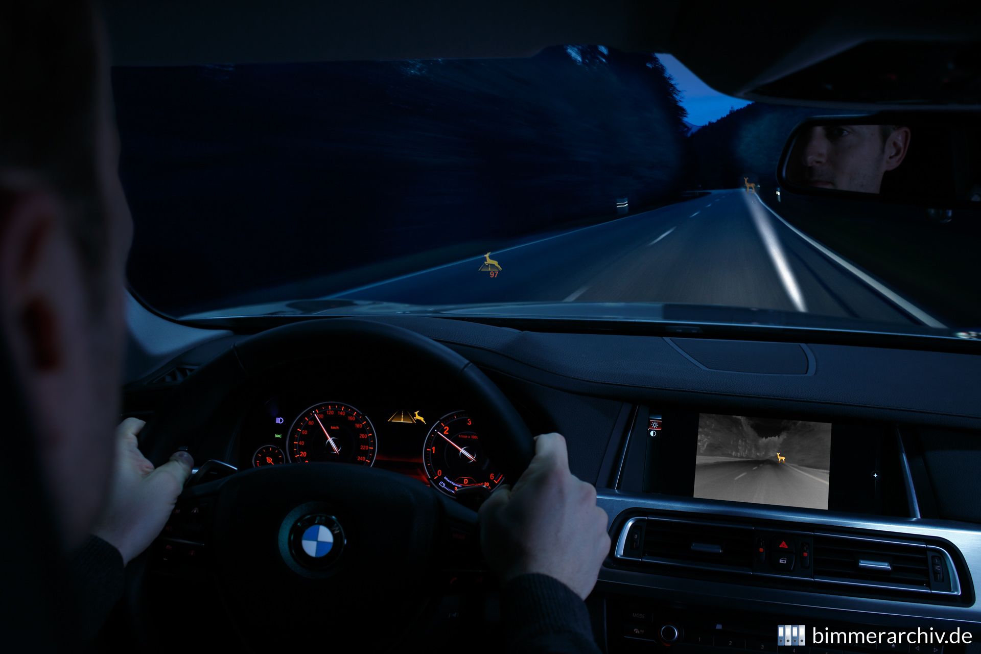 BMW Connected Drive: Night Vision mit Dynamic Light Spot und Tiererkennung