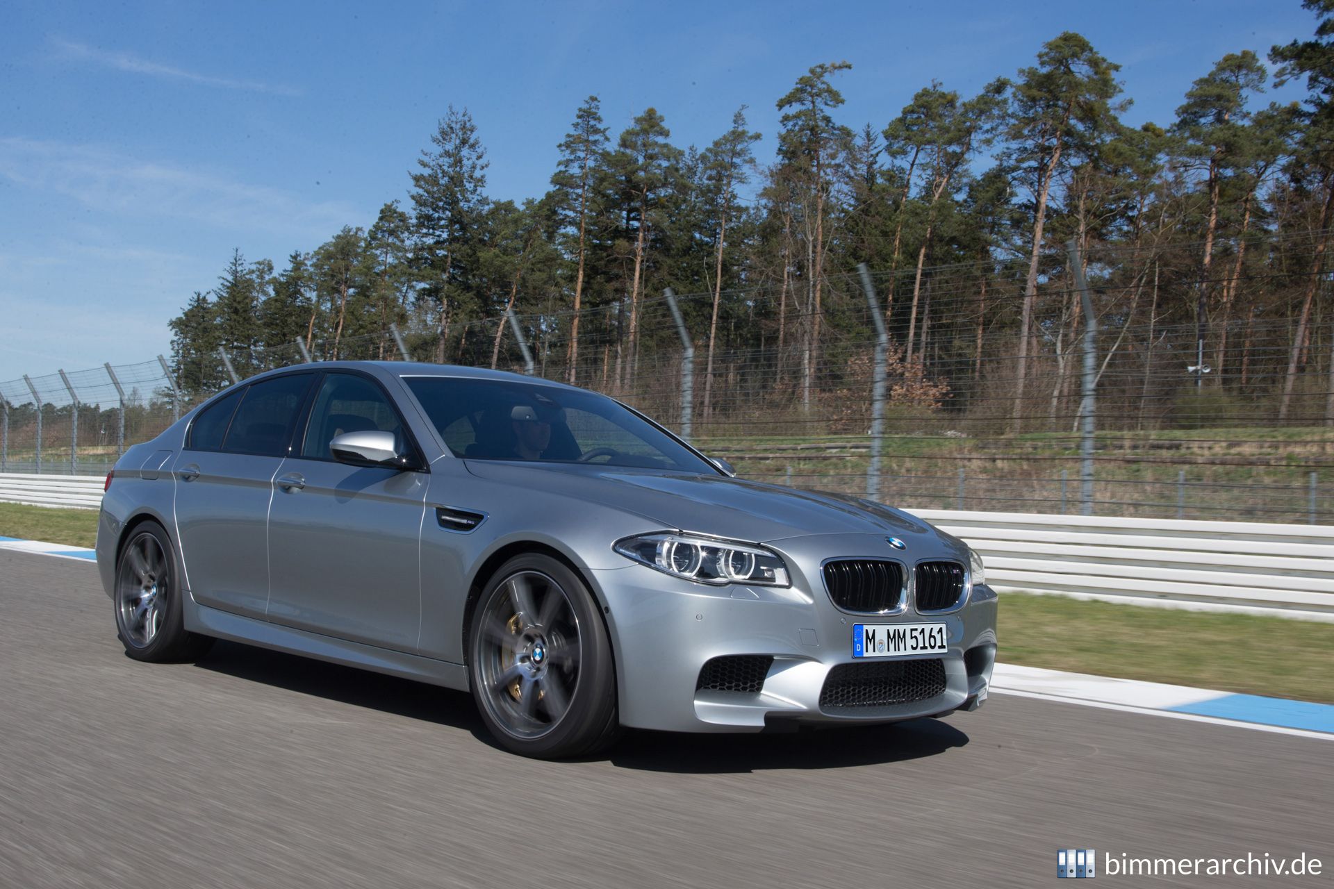 BMW M5 Limousine