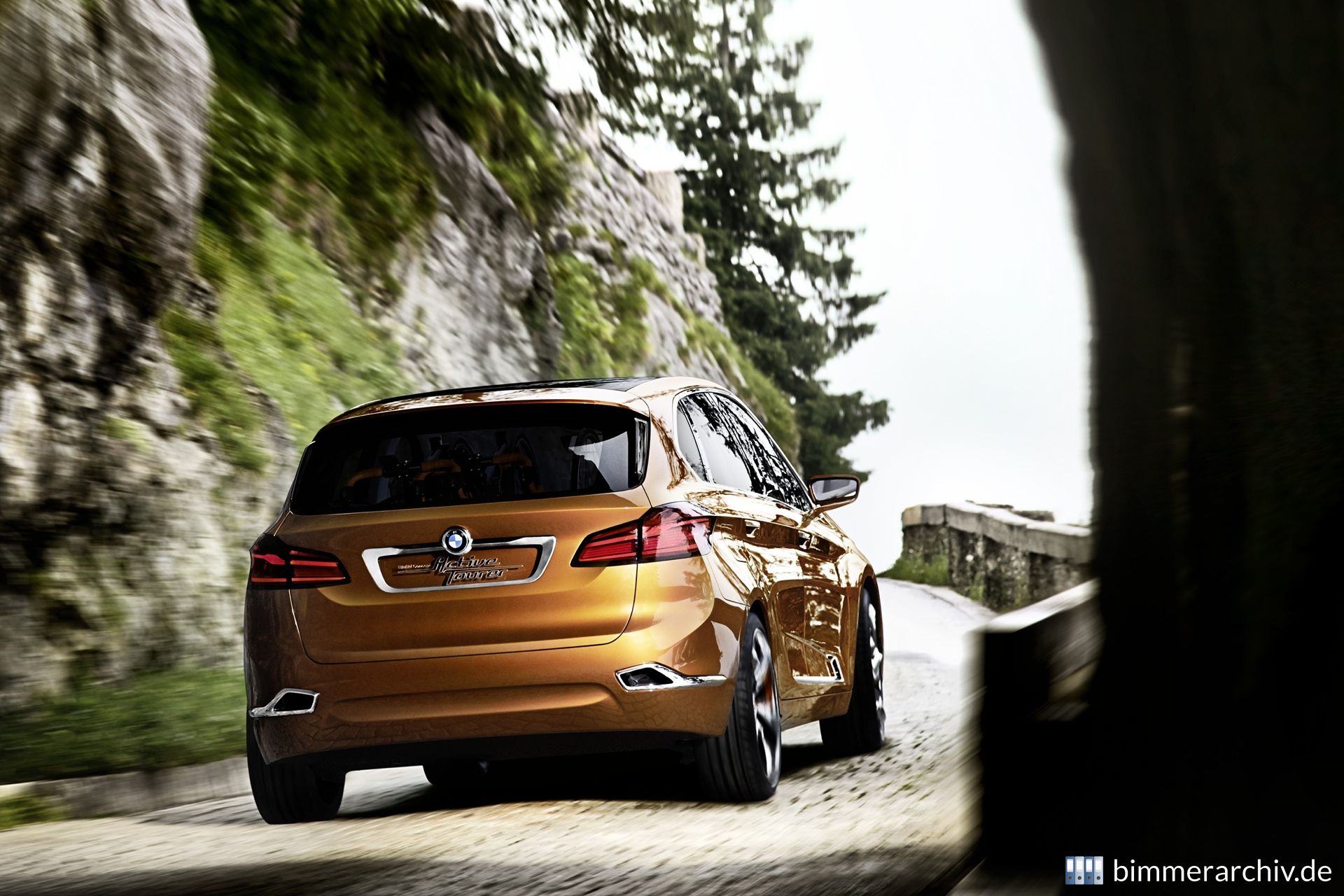 BMW Concept Active Tourer Outdoor
