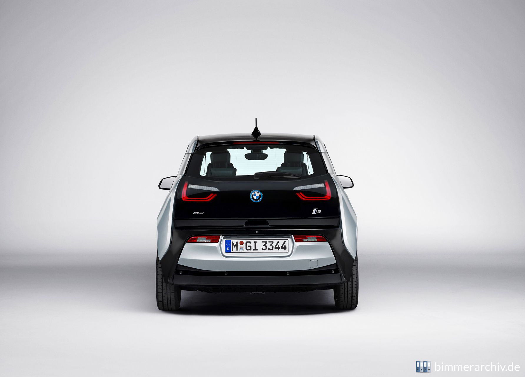 BMW i3 - Ionic Silver mit Akzent BMW i Blau