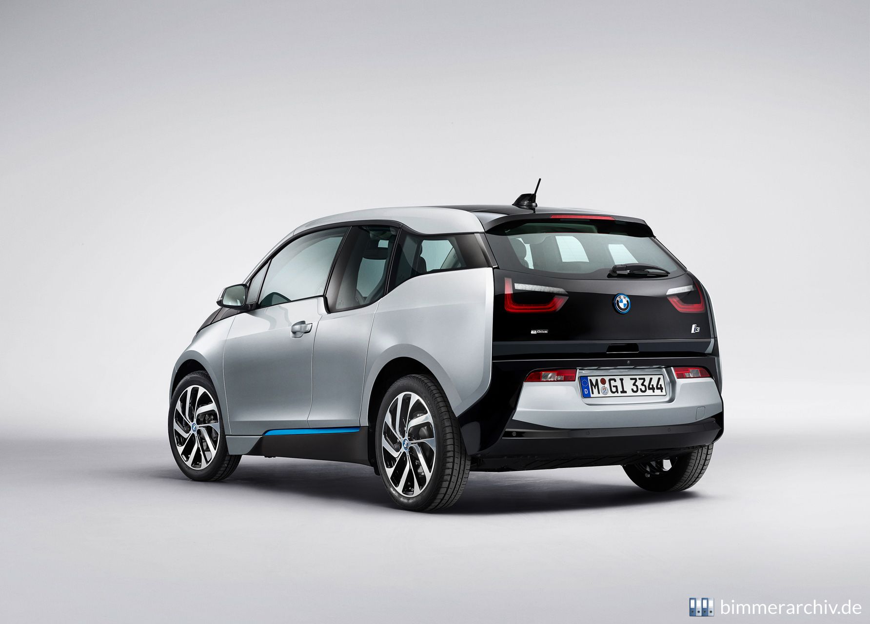 BMW i3 - Ionic Silver mit Akzent BMW i Blau