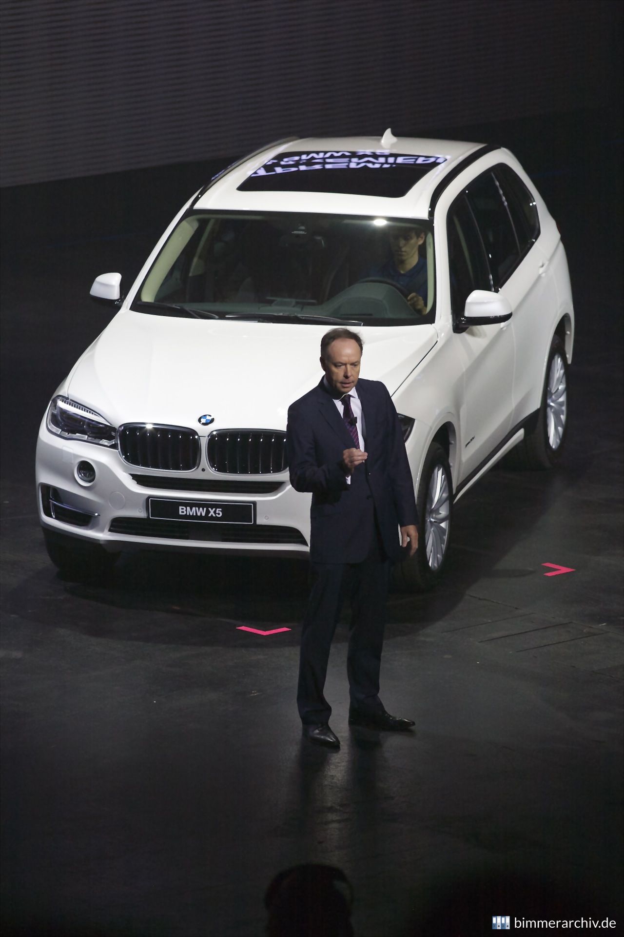 BMW Pressekonferenz - Ian Robertson und BMW X5