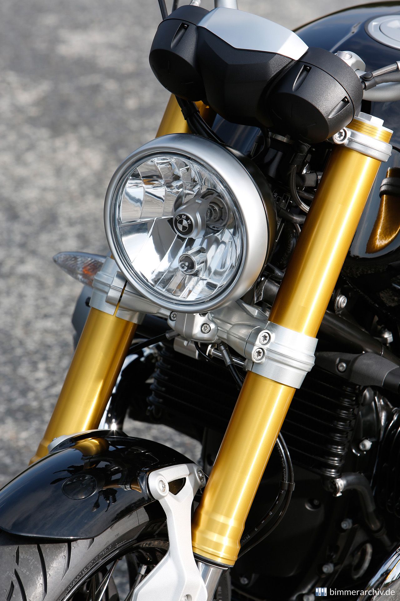 BMW R nineT