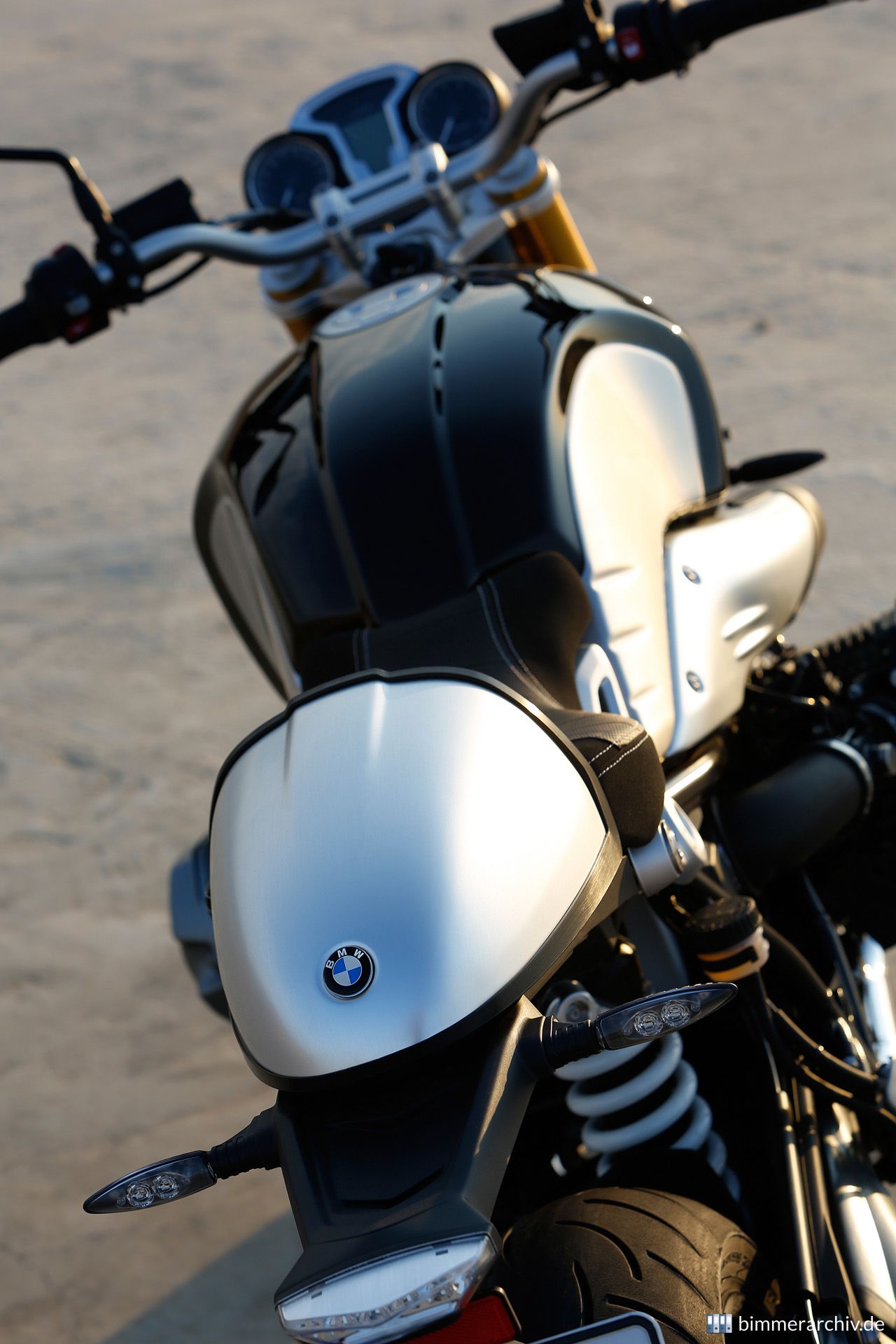 BMW R nineT