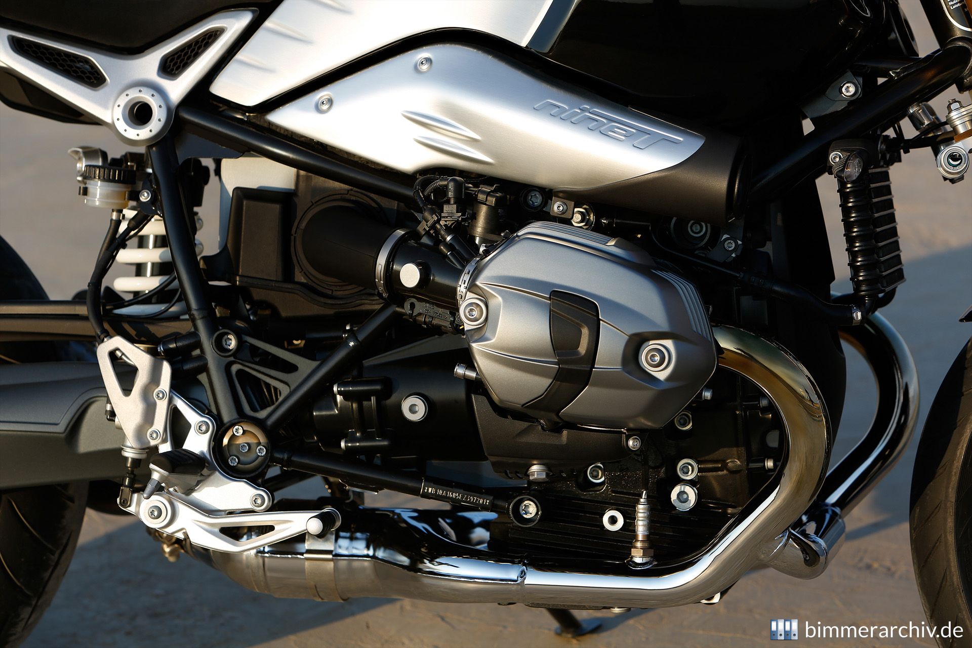 BMW R nineT