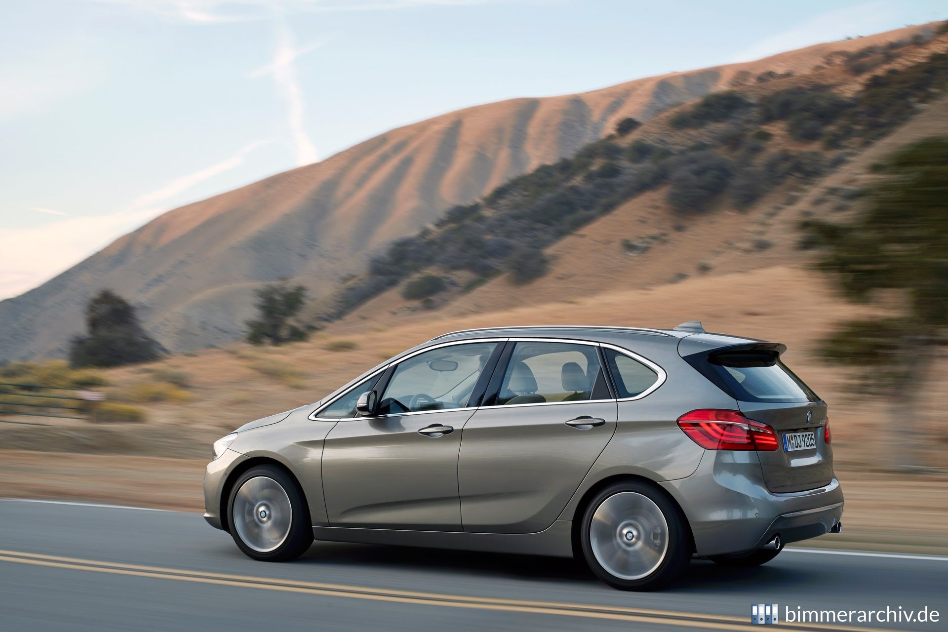 BMW 225i Active Tourer - Luxury Line