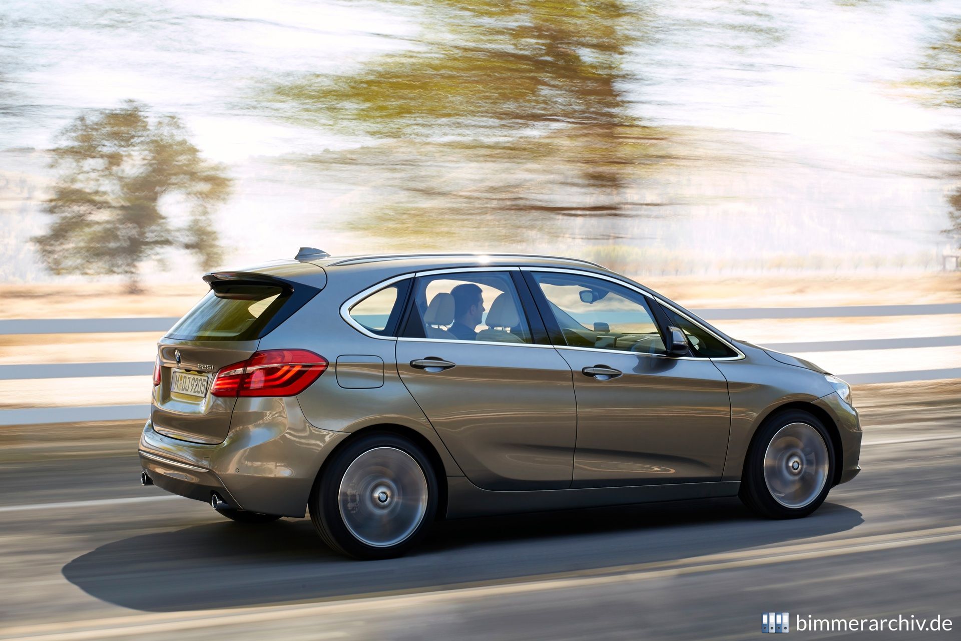 BMW 225i Active Tourer - Luxury Line