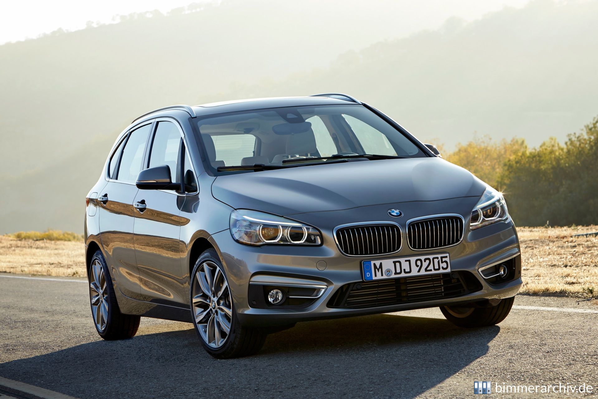 BMW 225i Active Tourer - Luxury Line