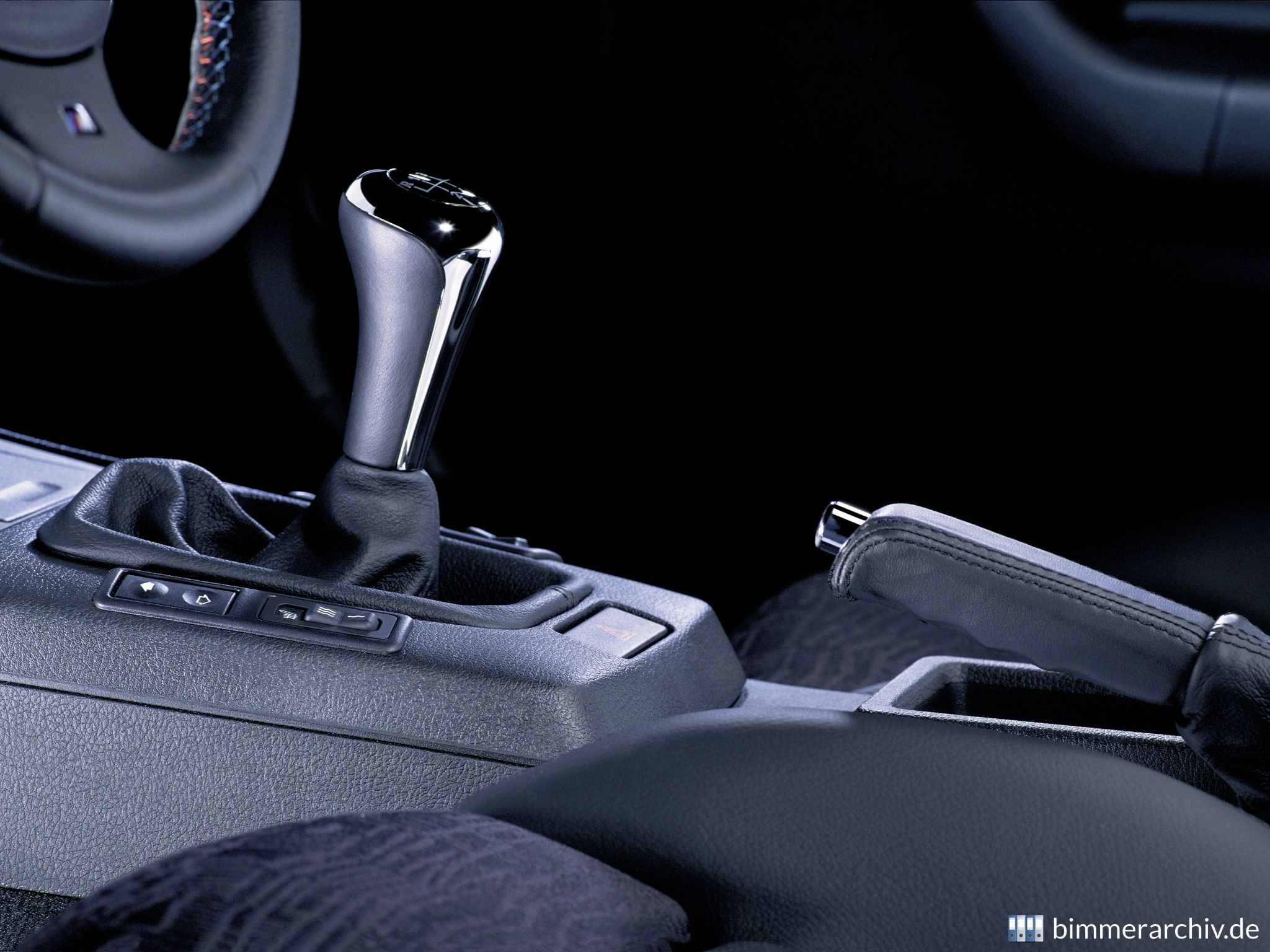 BMW 323ti compact