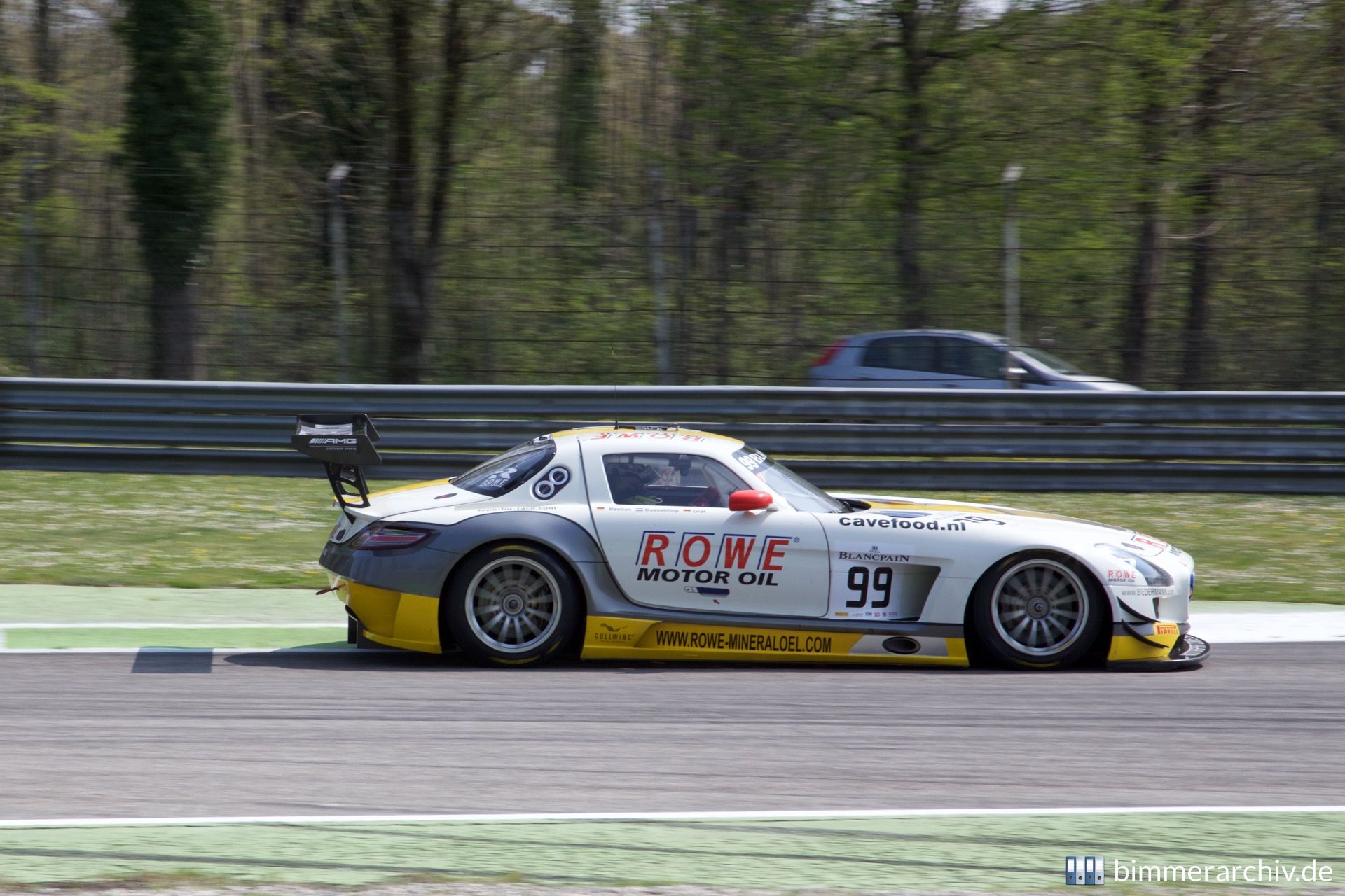 Mercedes SLS AMG GT3