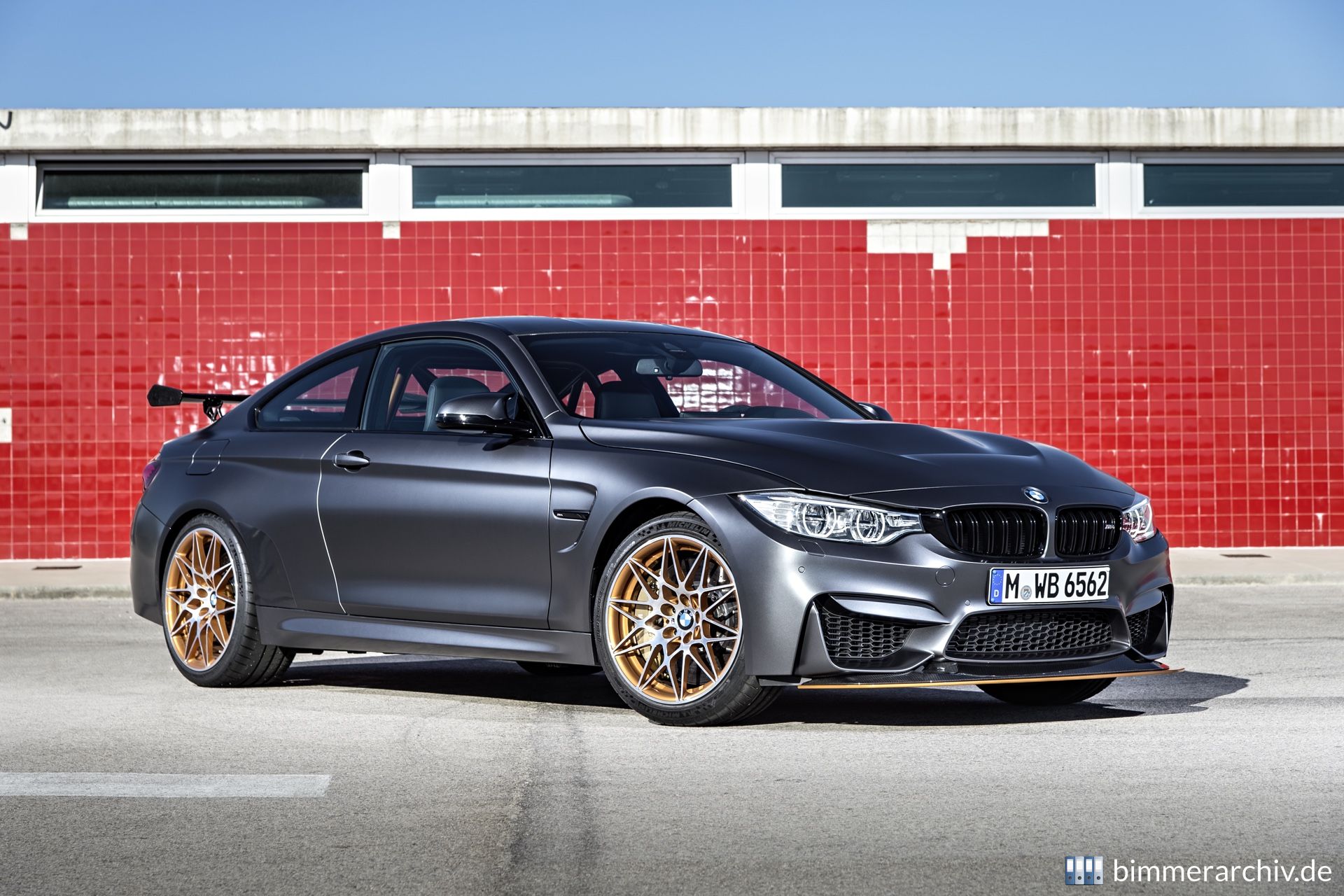 BMW M4 GTS