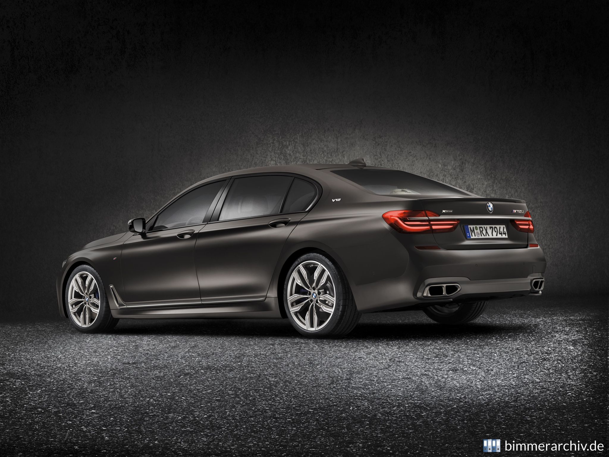 BMW M760Li xDrive