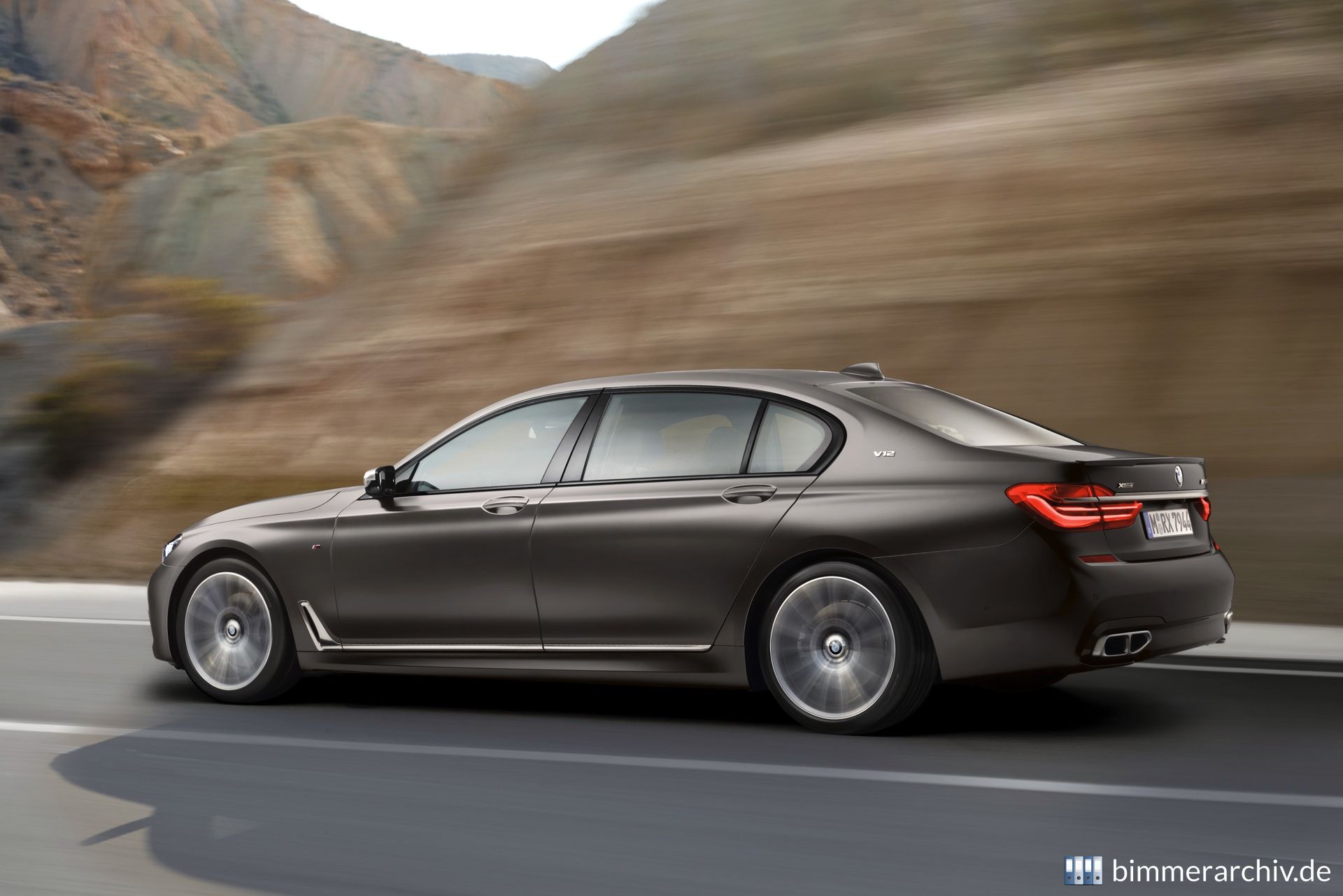 BMW M760Li xDrive