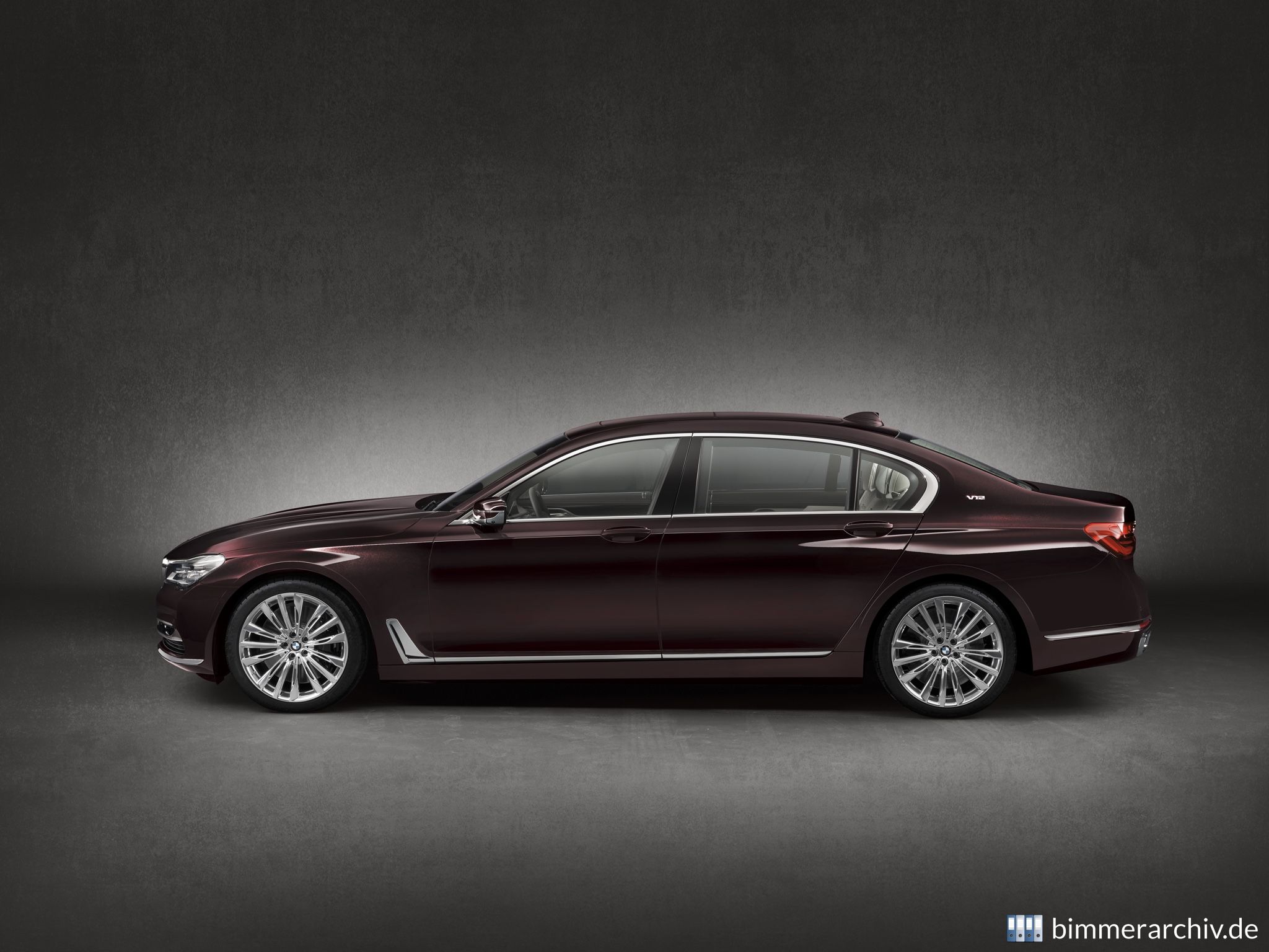 BMW M760Li xDrive V12 Excellence