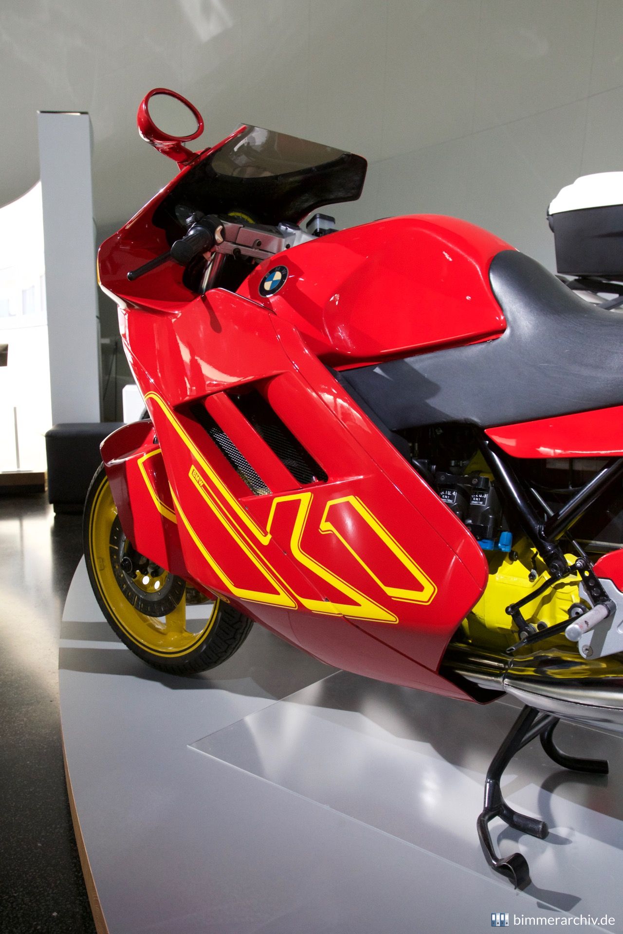 BMW K 1