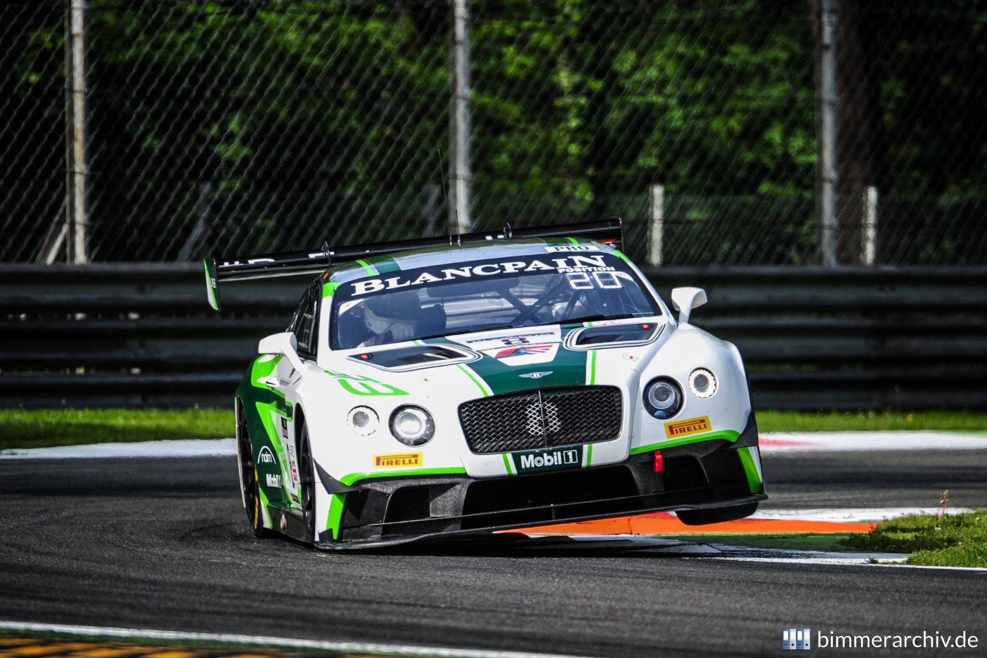 Bentley Continental GT3