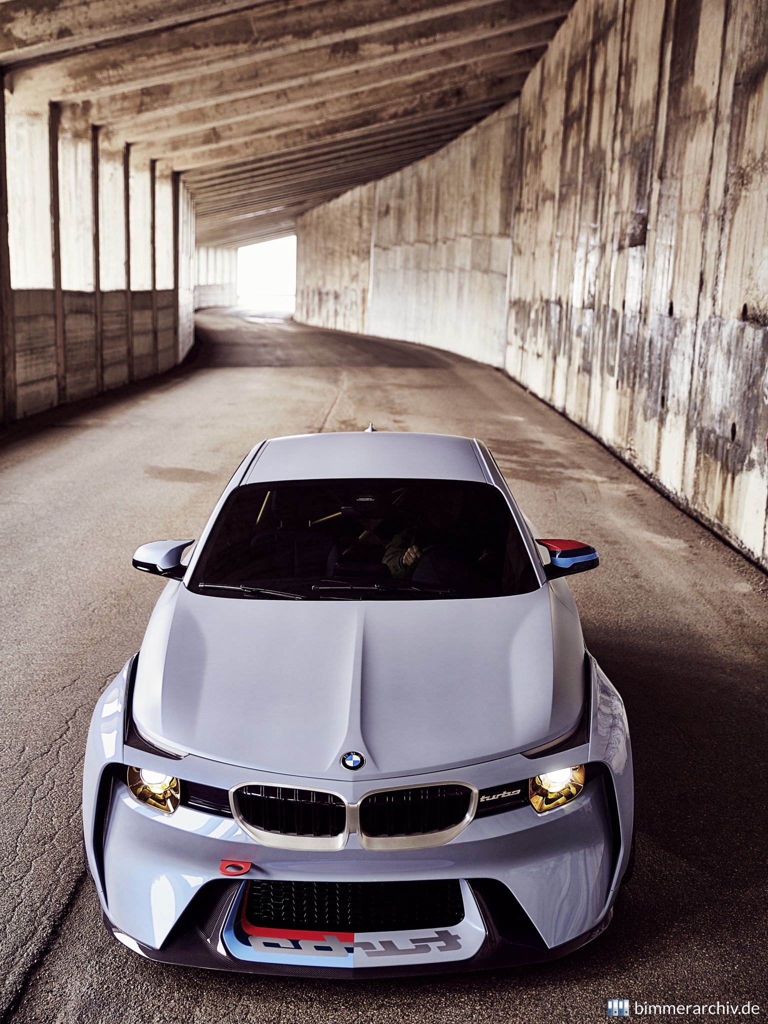BMW 2002 Hommage
