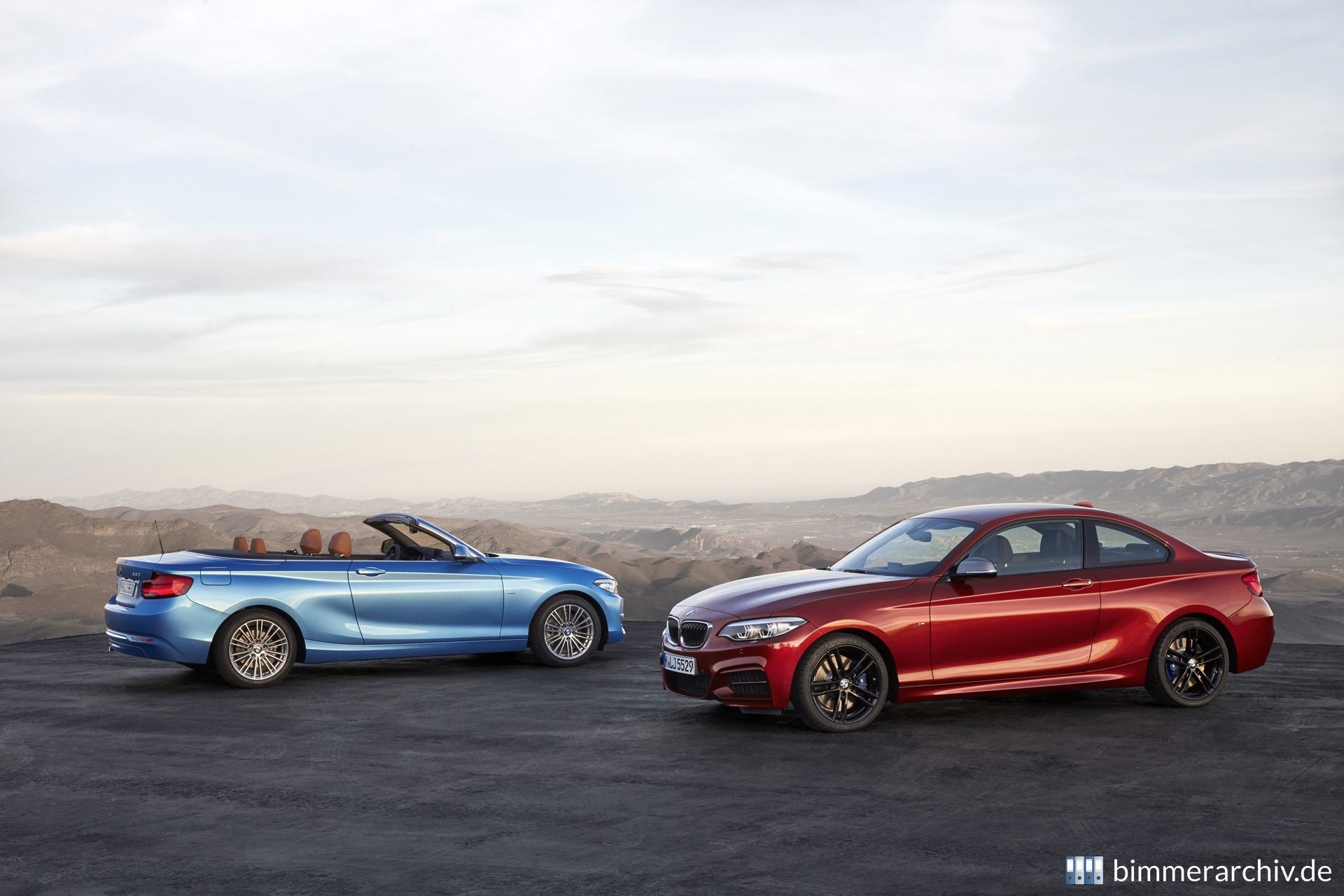BMW M240i Coupé und 230i Cabrio