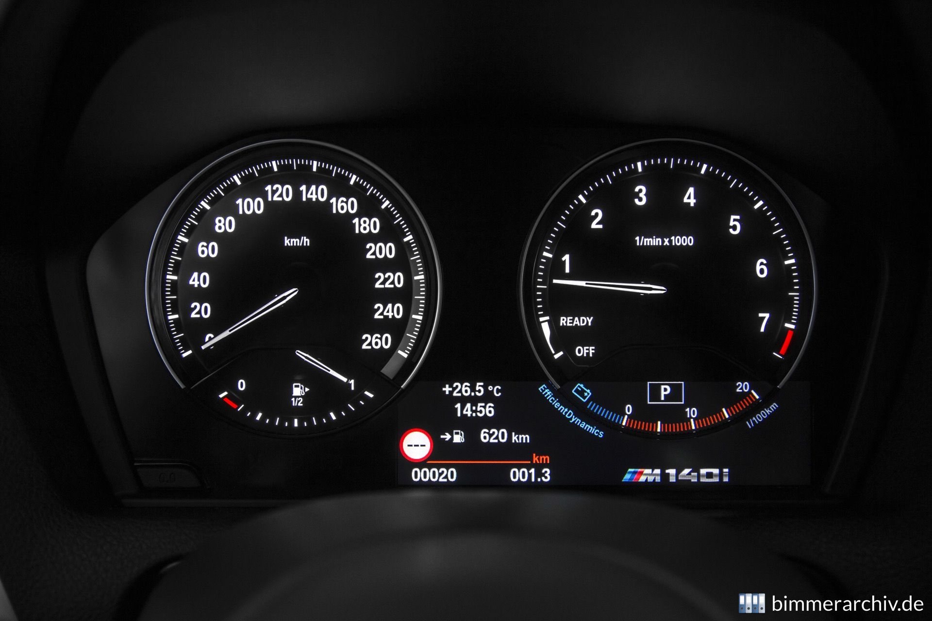 BMW M140i