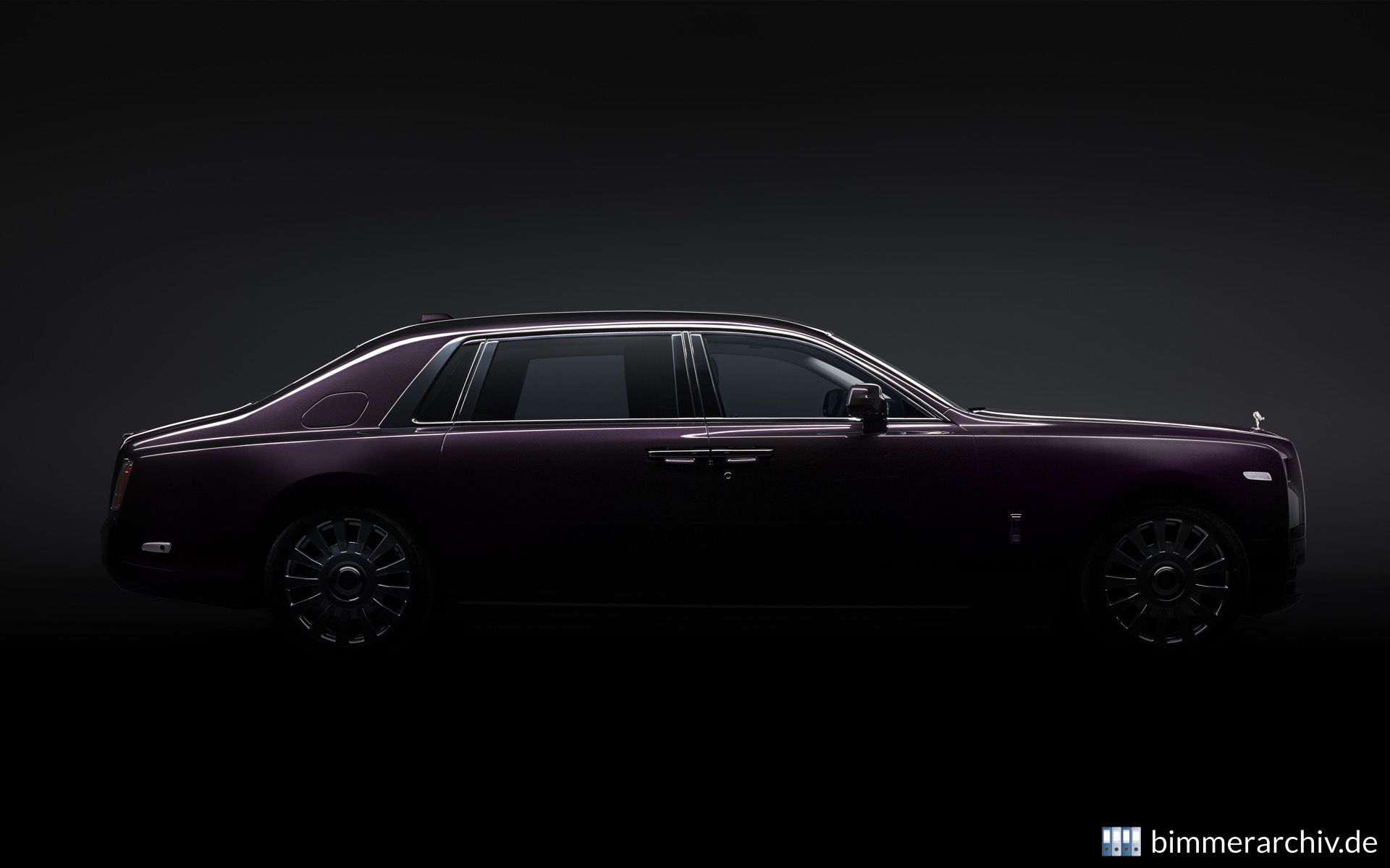 Rolls-Royce Phantom EWB