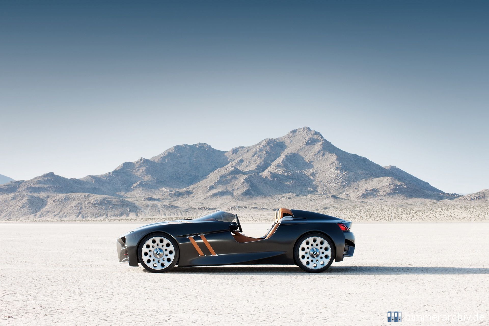 BMW 328 Hommage