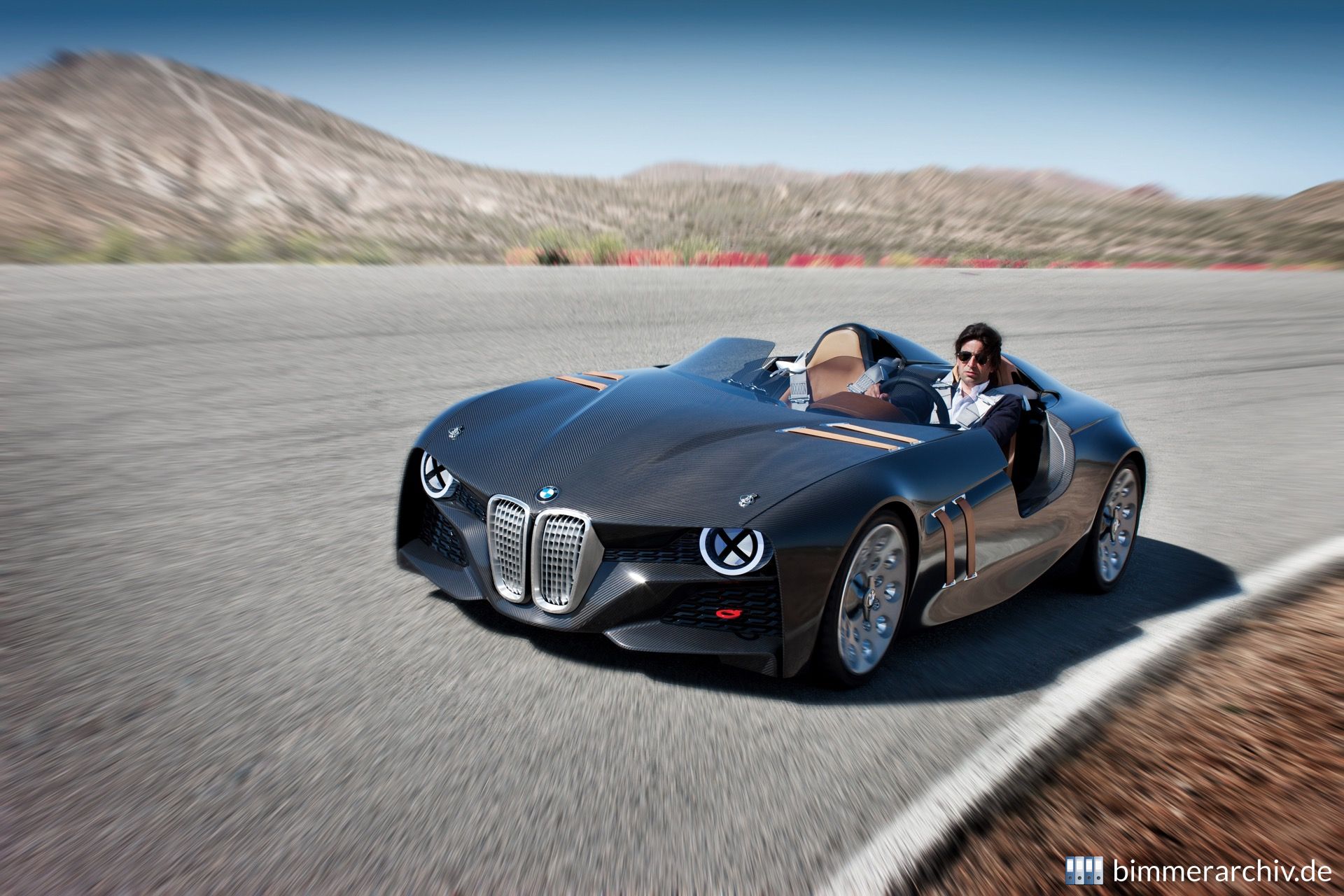 BMW 328 Hommage