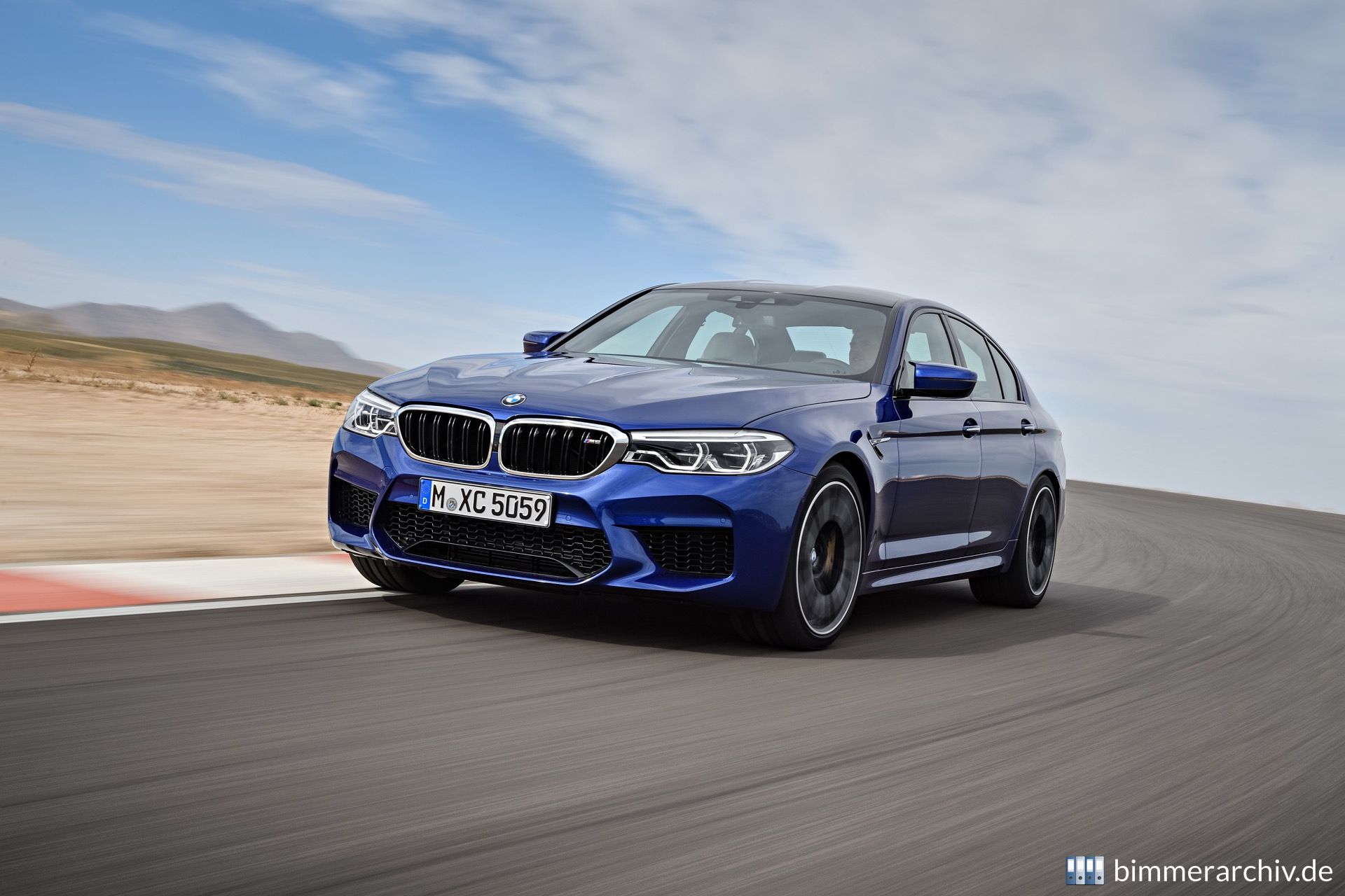 BMW M5 Limousine