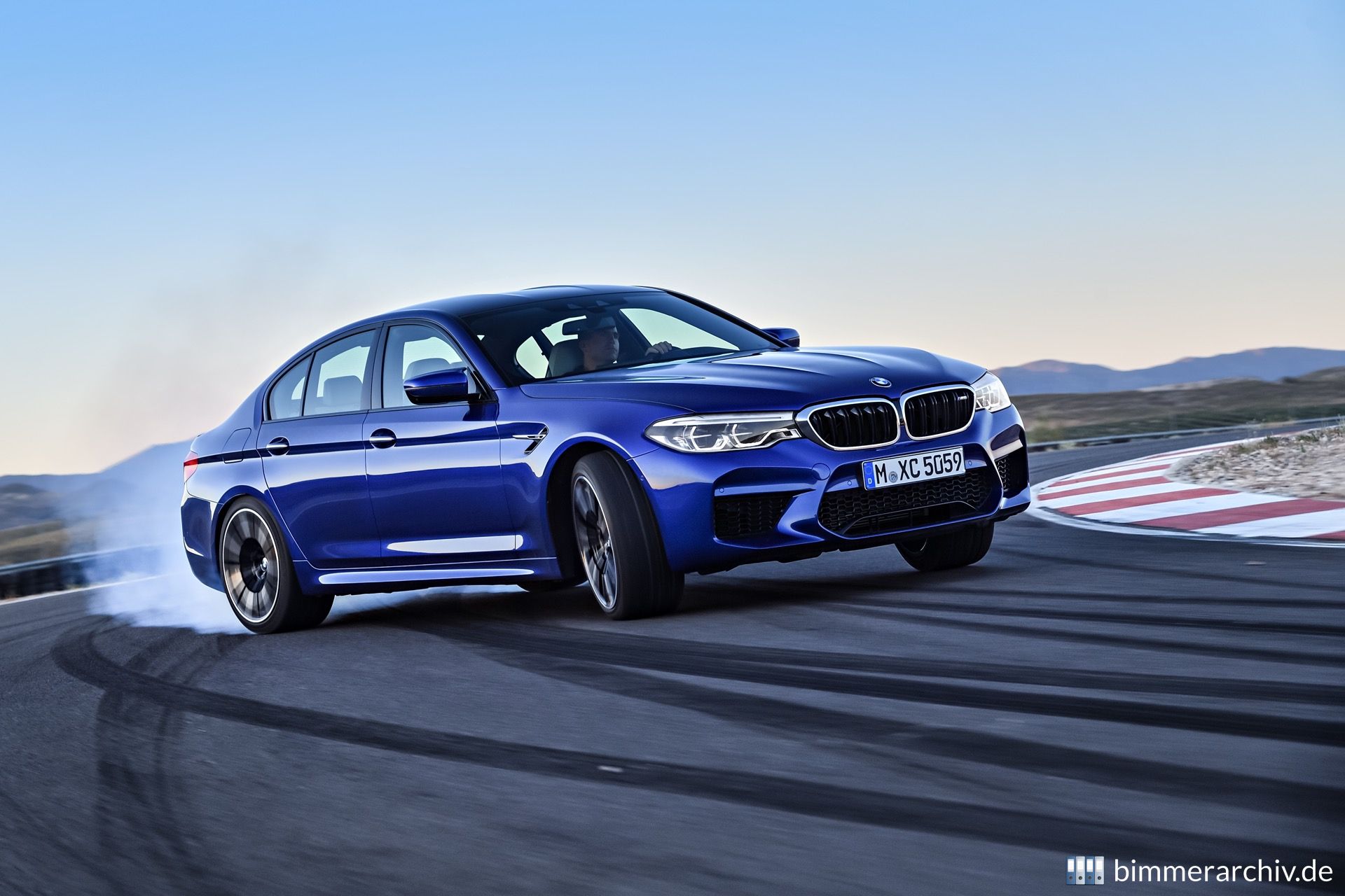 BMW M5 Limousine