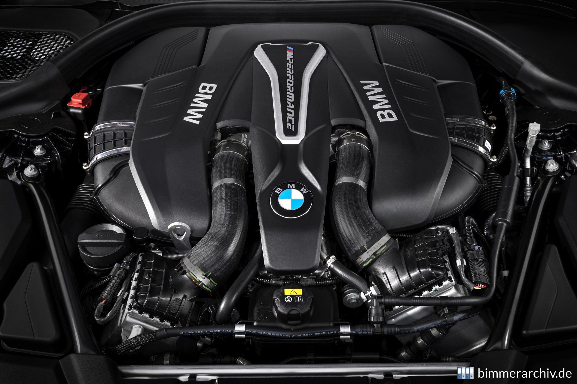 BMW M550i xDrive