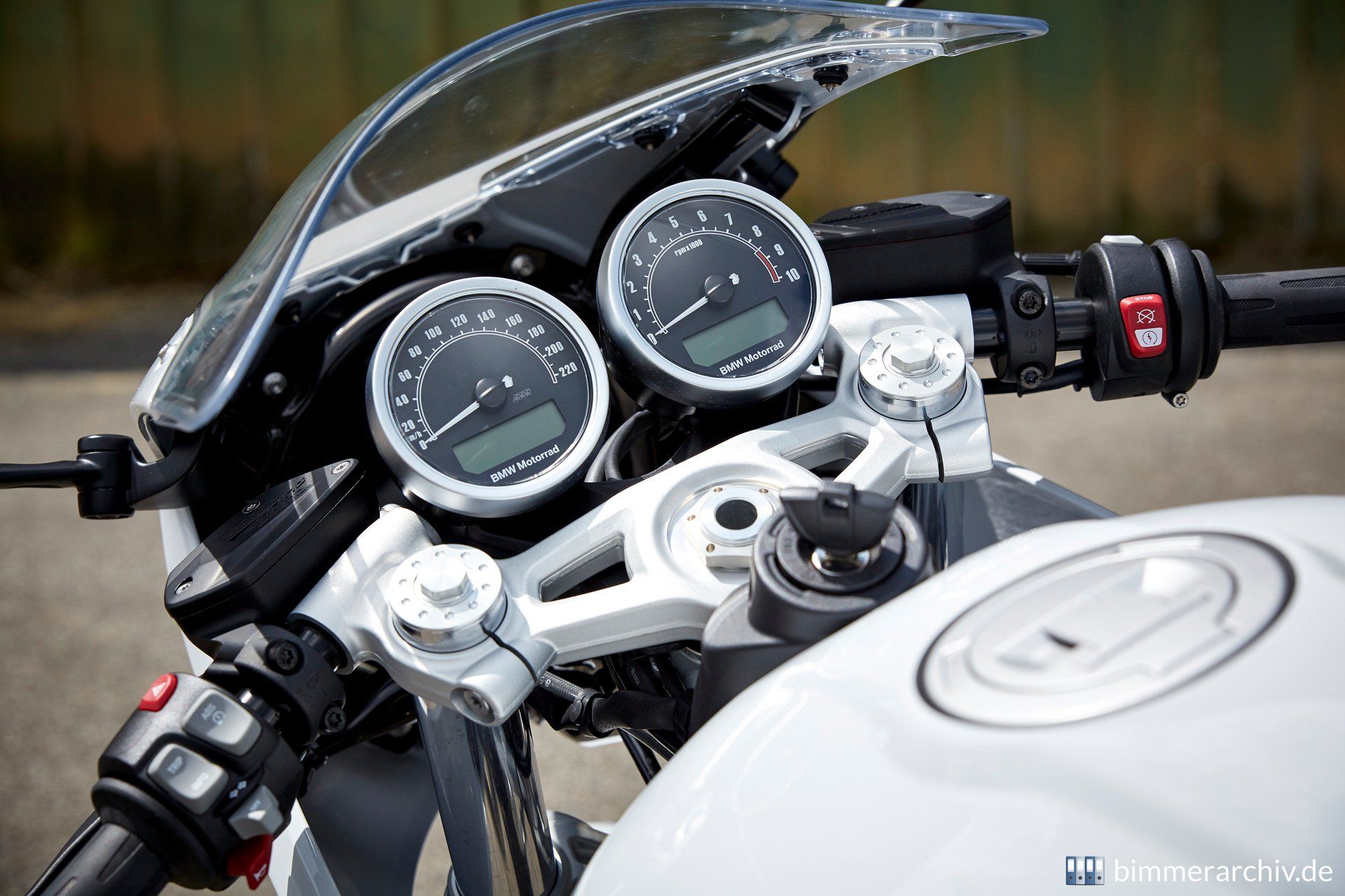 BMW R nineT Racer