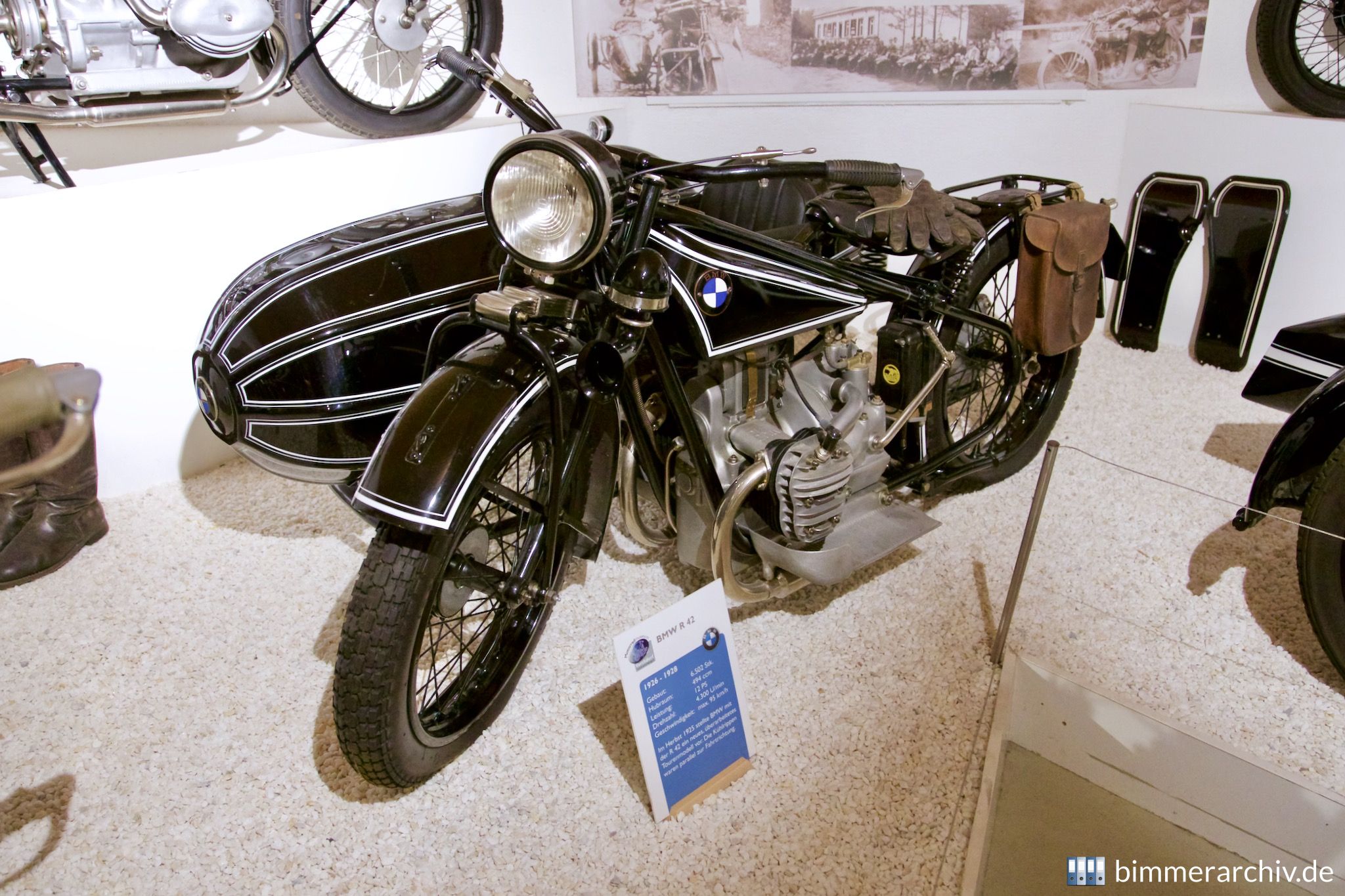 BMW R 42