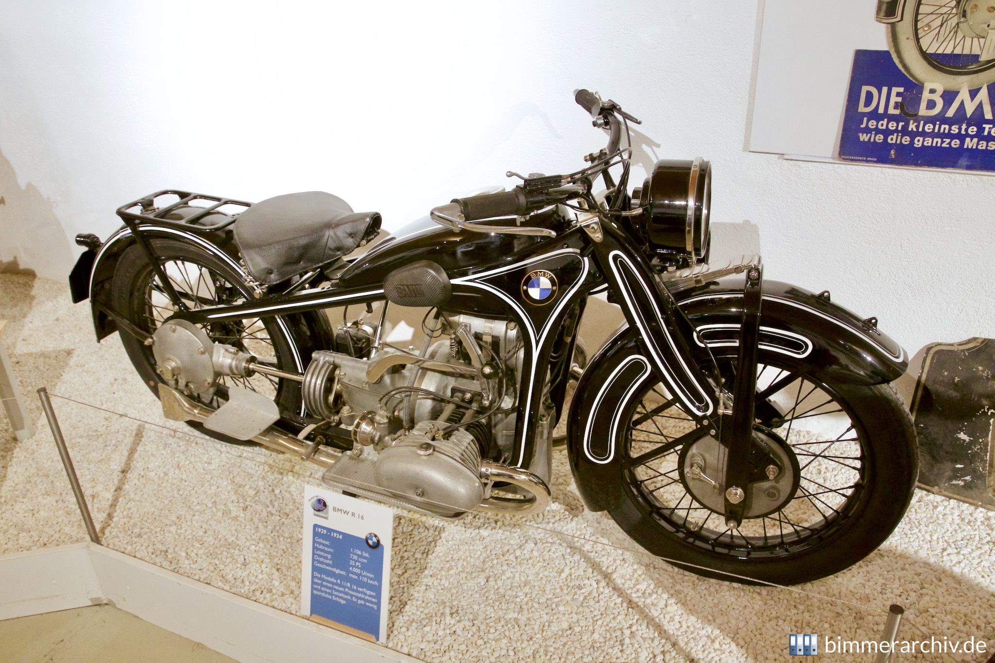 BMW R 16