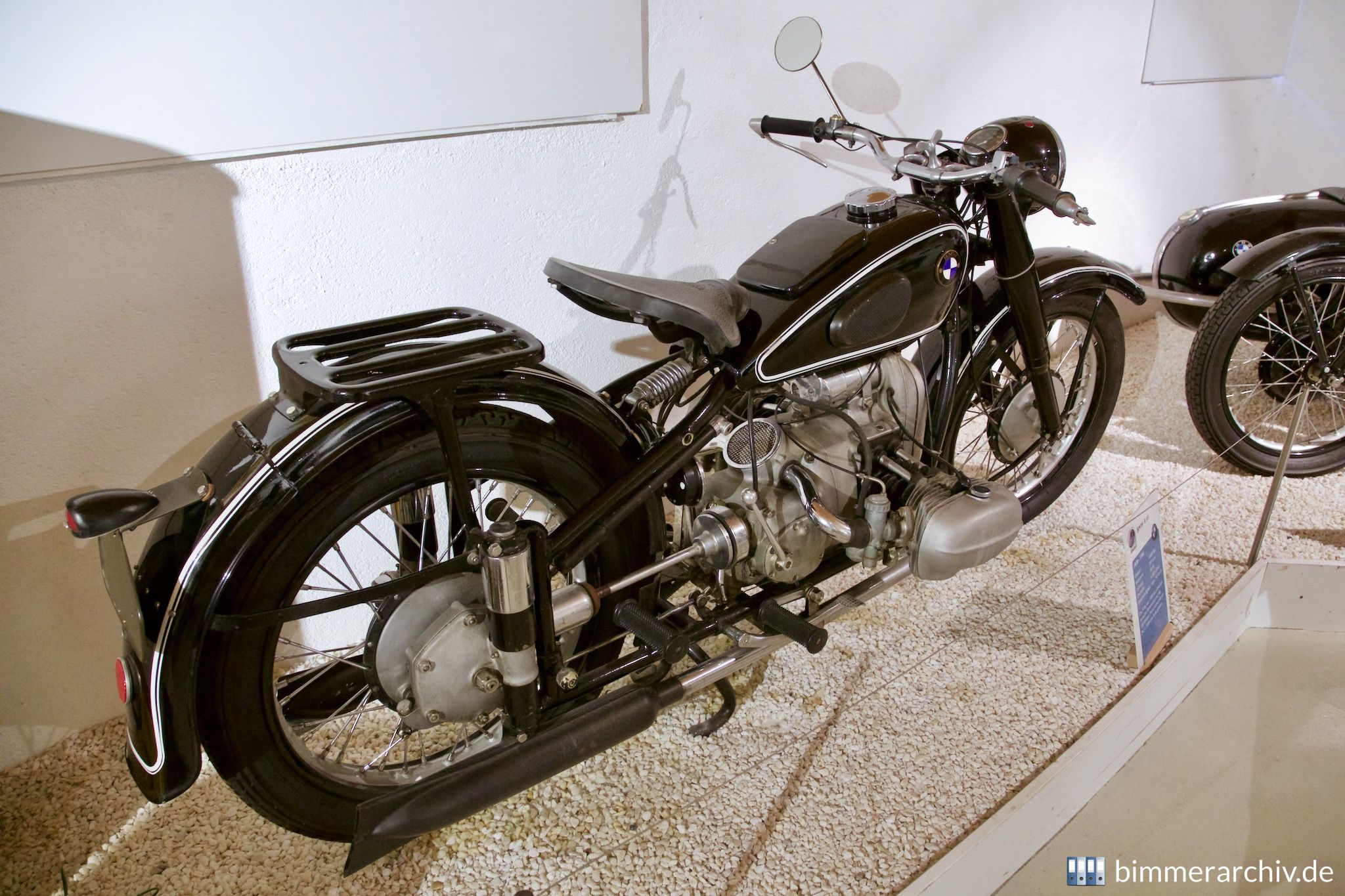 BMW R 66