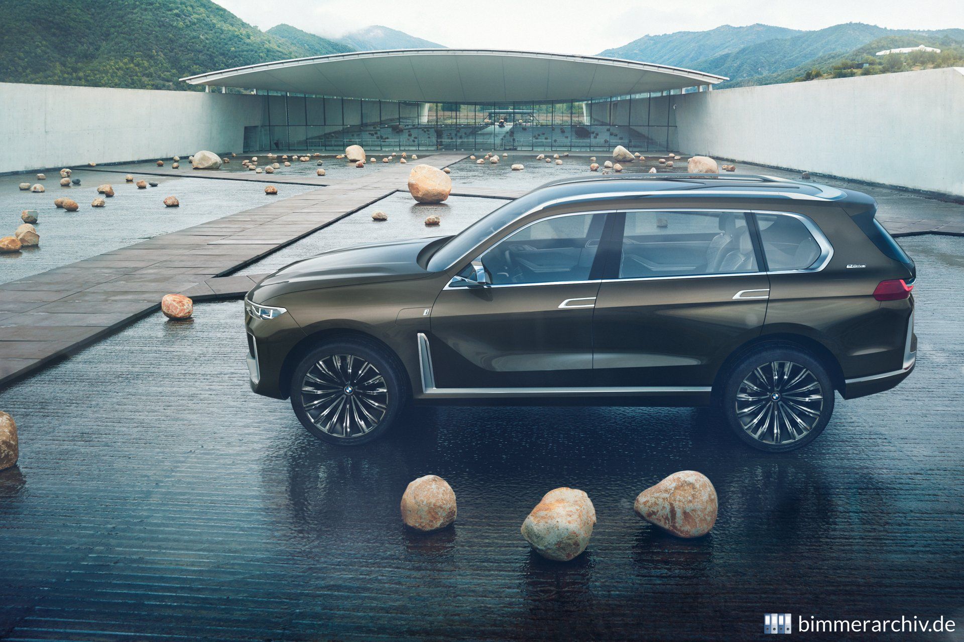 BMW Concept X7 iPerformance